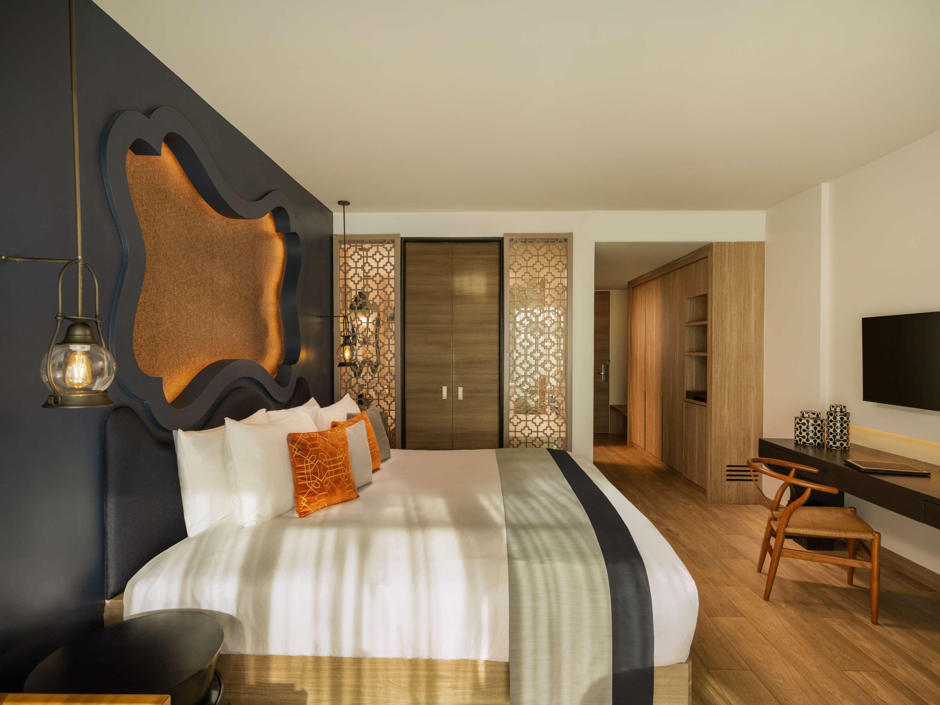 Double Deluxe Mountain View