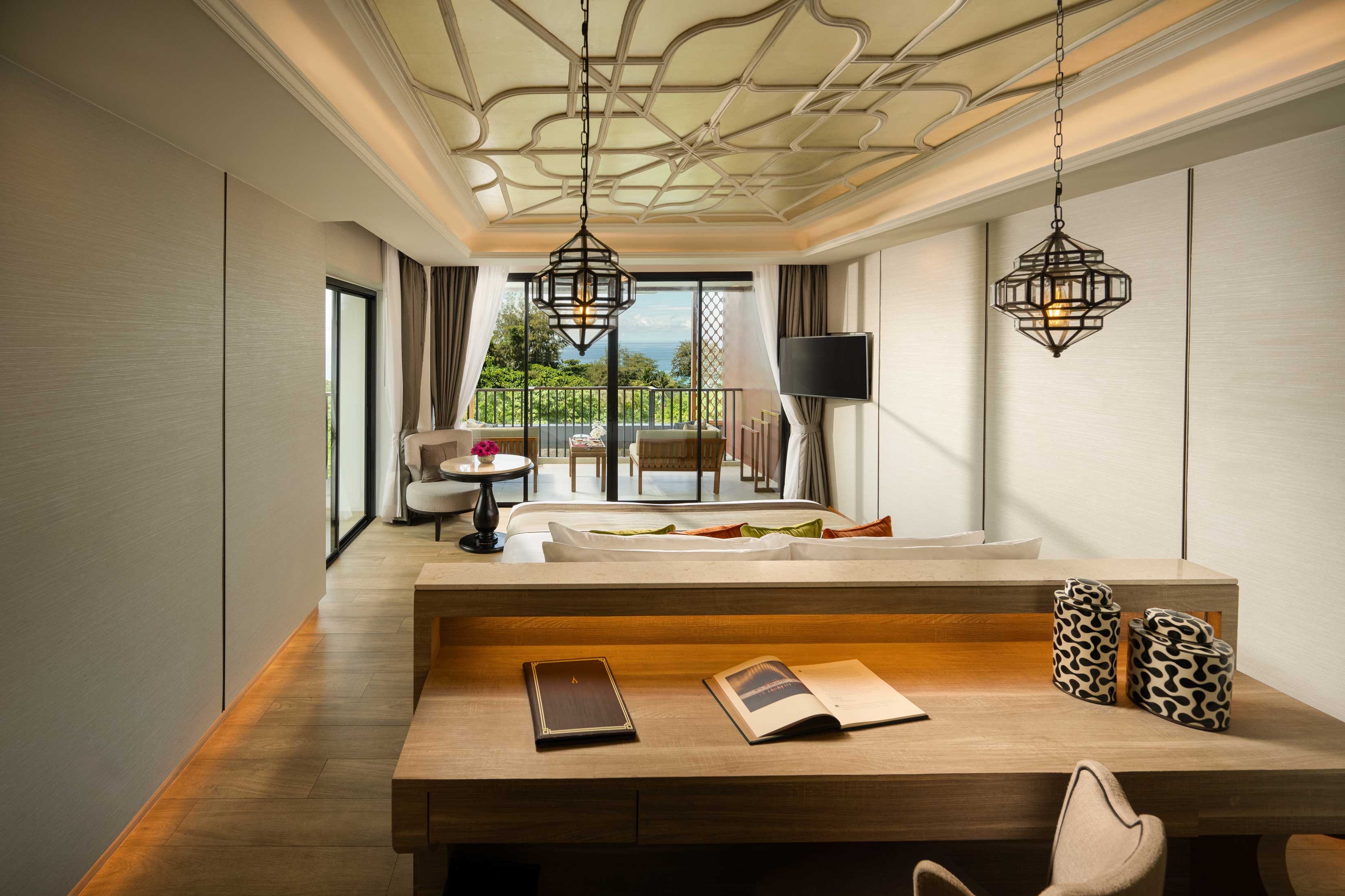 Junior Suite King Size Bed