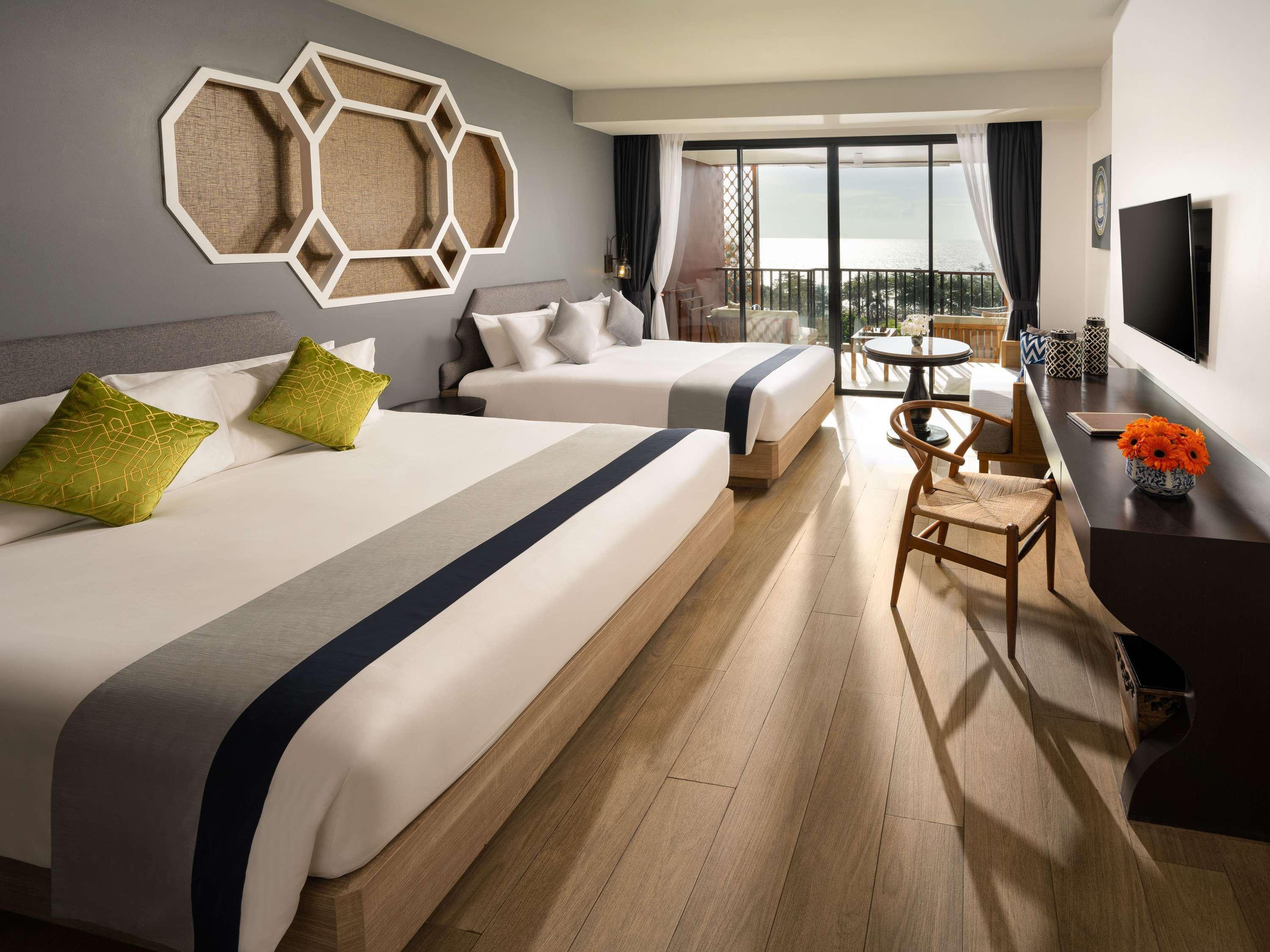 Family Room Sea View with Balcony