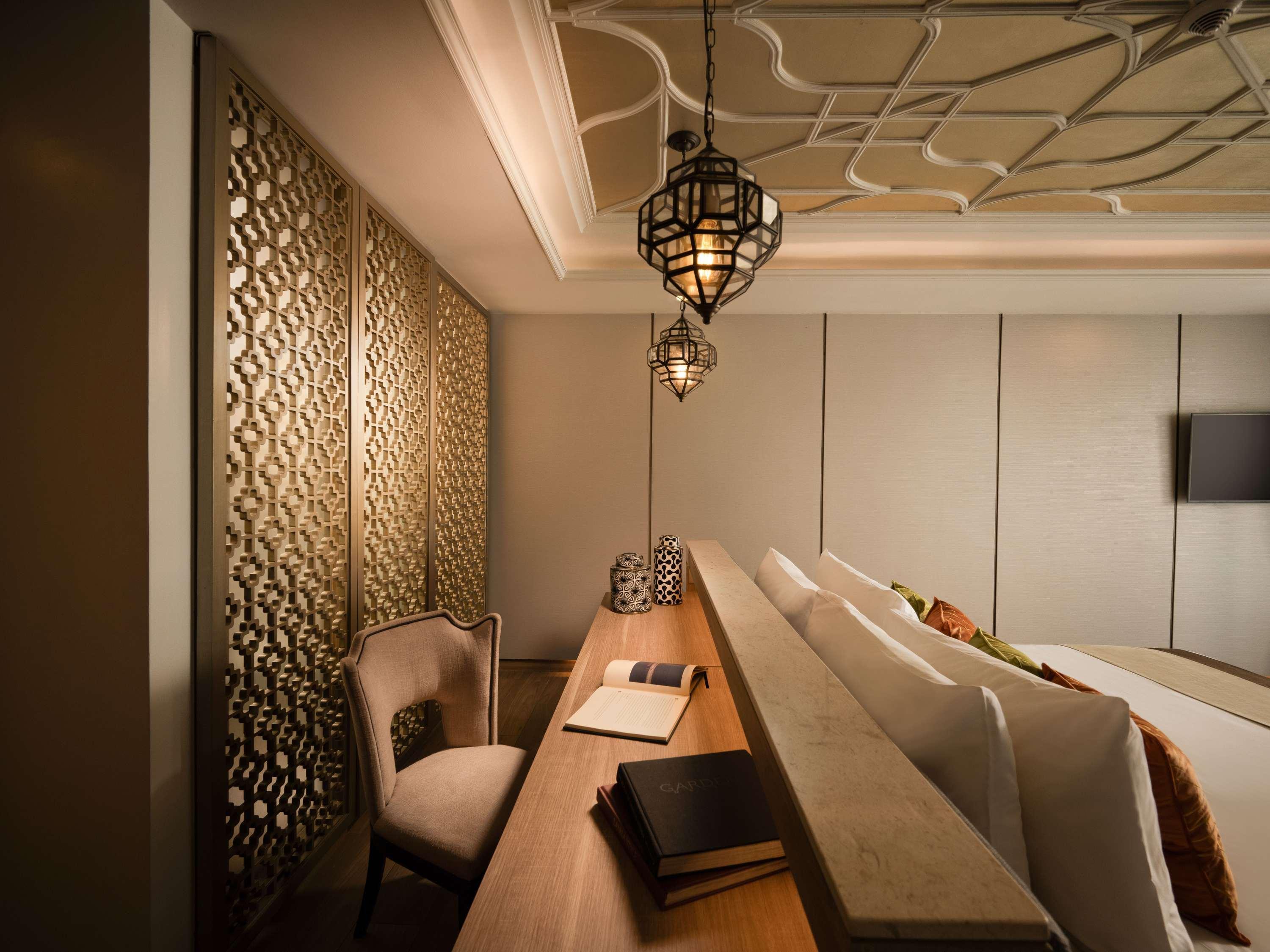 Junior Suite King Size Bed