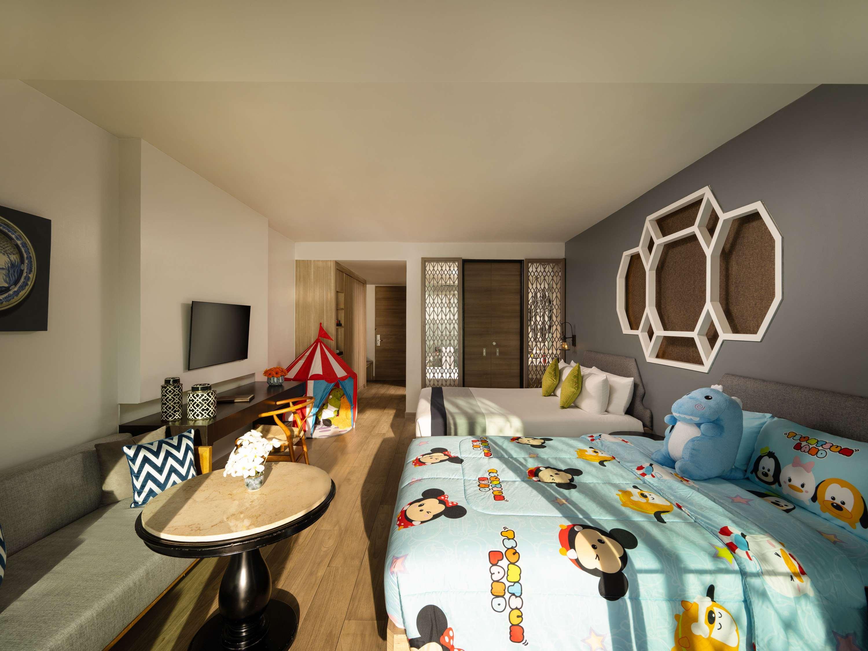 Family Room Sea View with Balcony