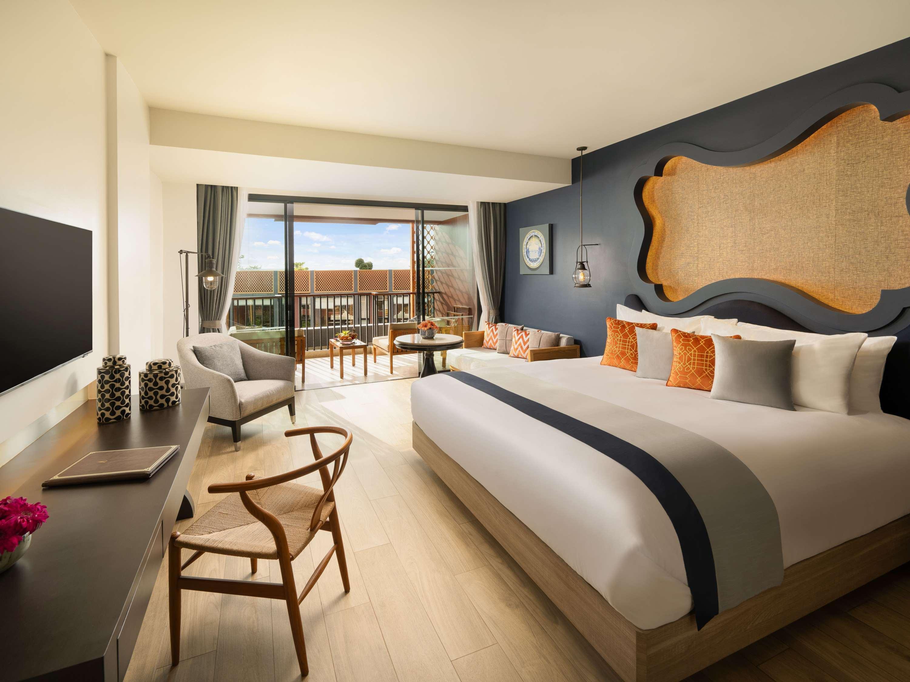 Double Deluxe with Balcony