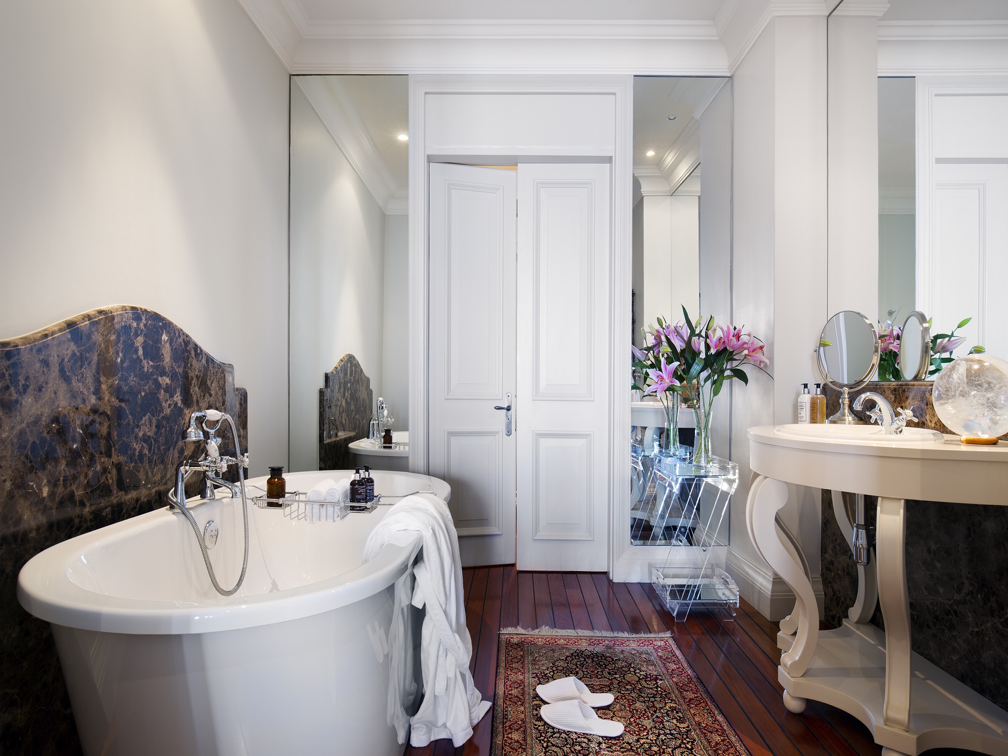 Double King Size Bed