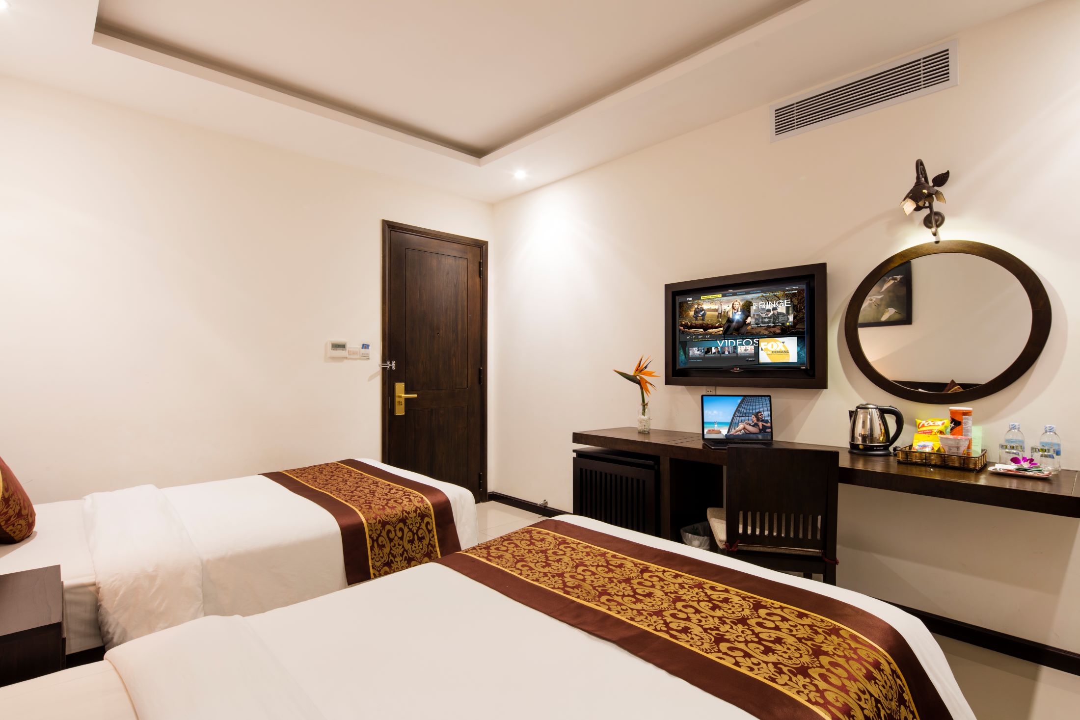 Double or Twin Deluxe