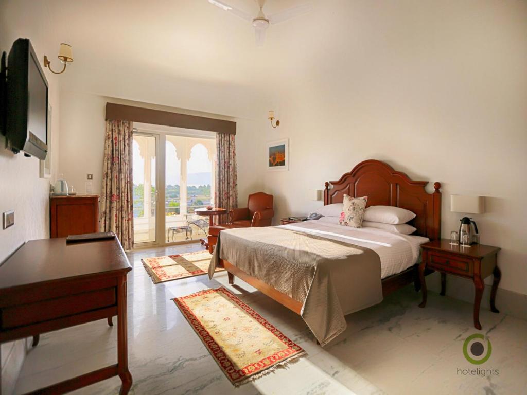 Double Deluxe One Bed