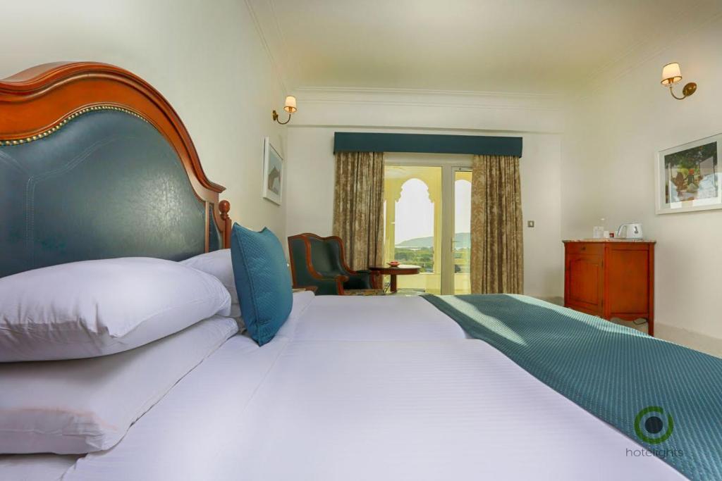 Double Superior with Balcony