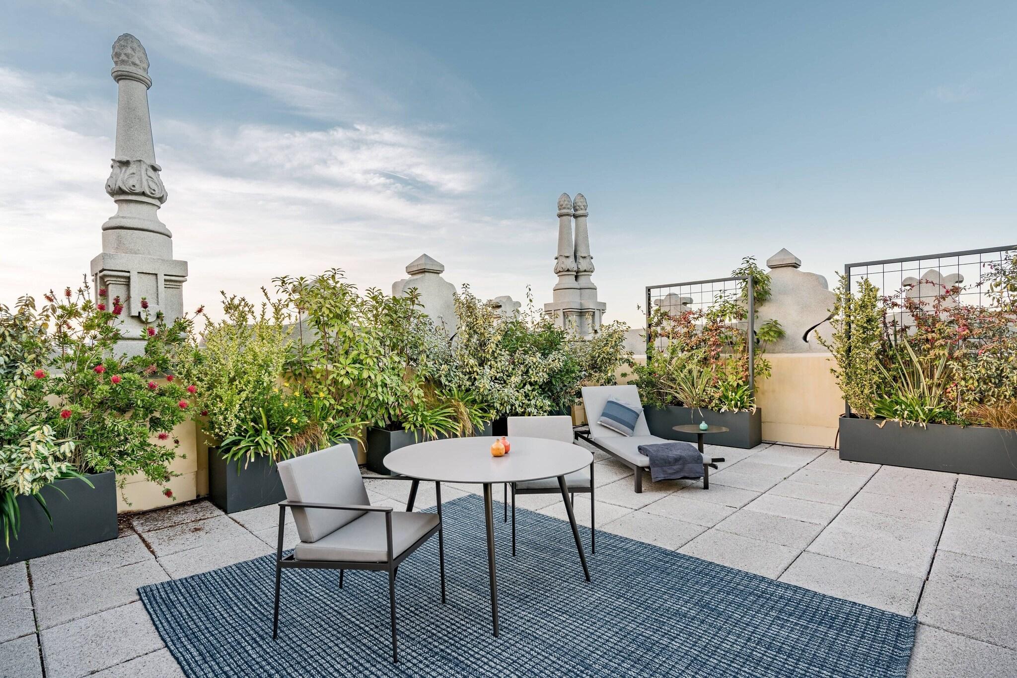 Double Deluxe with Views