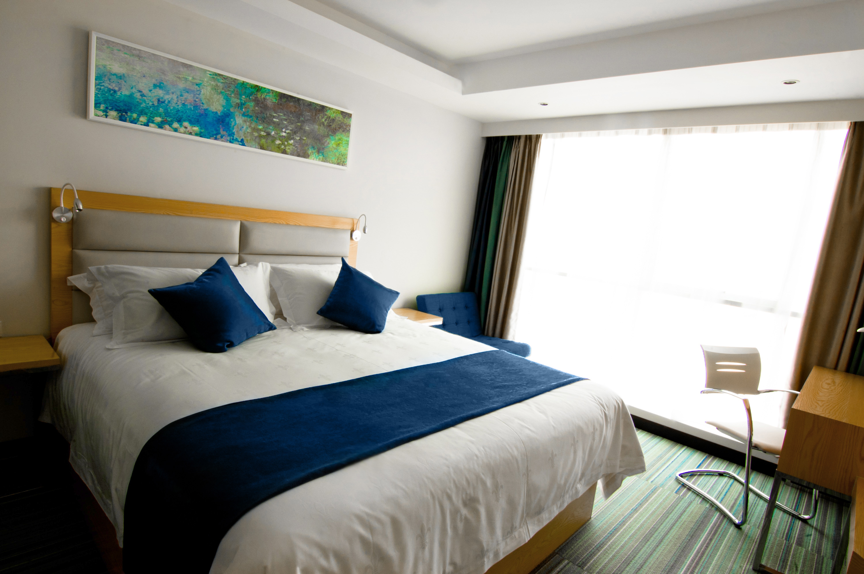 Single Executive King Bed