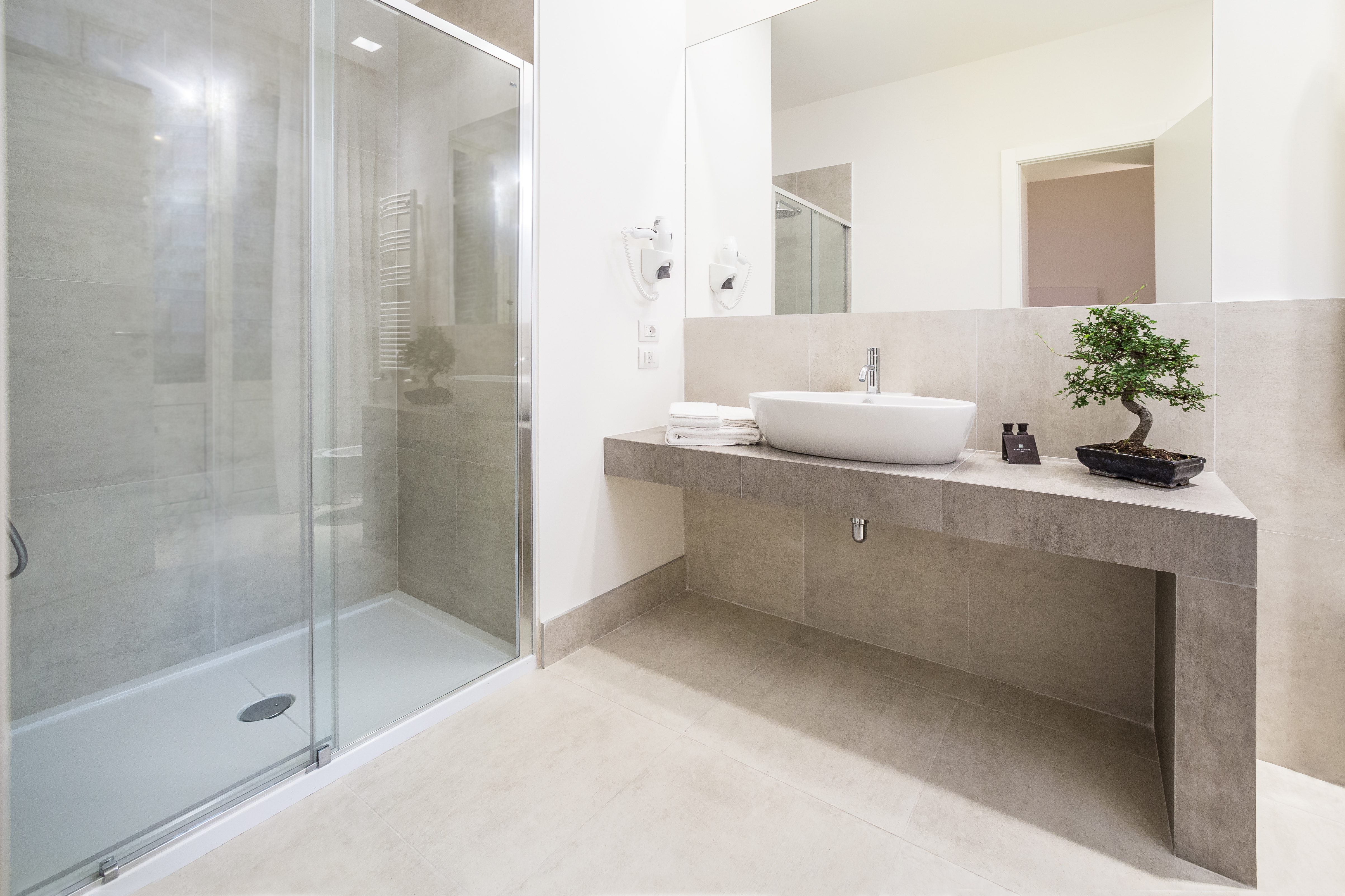 Double Single Luxury