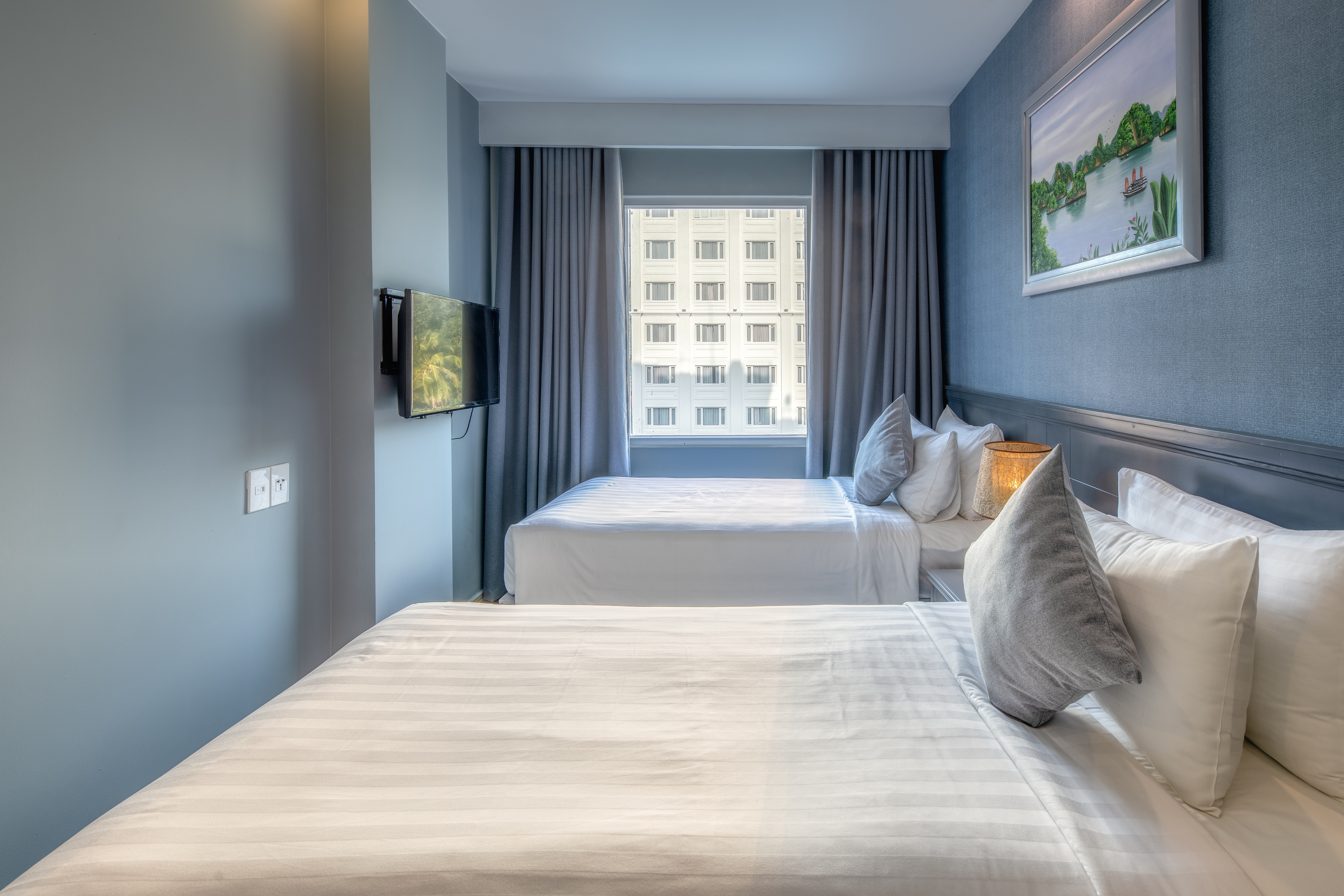 Family Room Three Beds