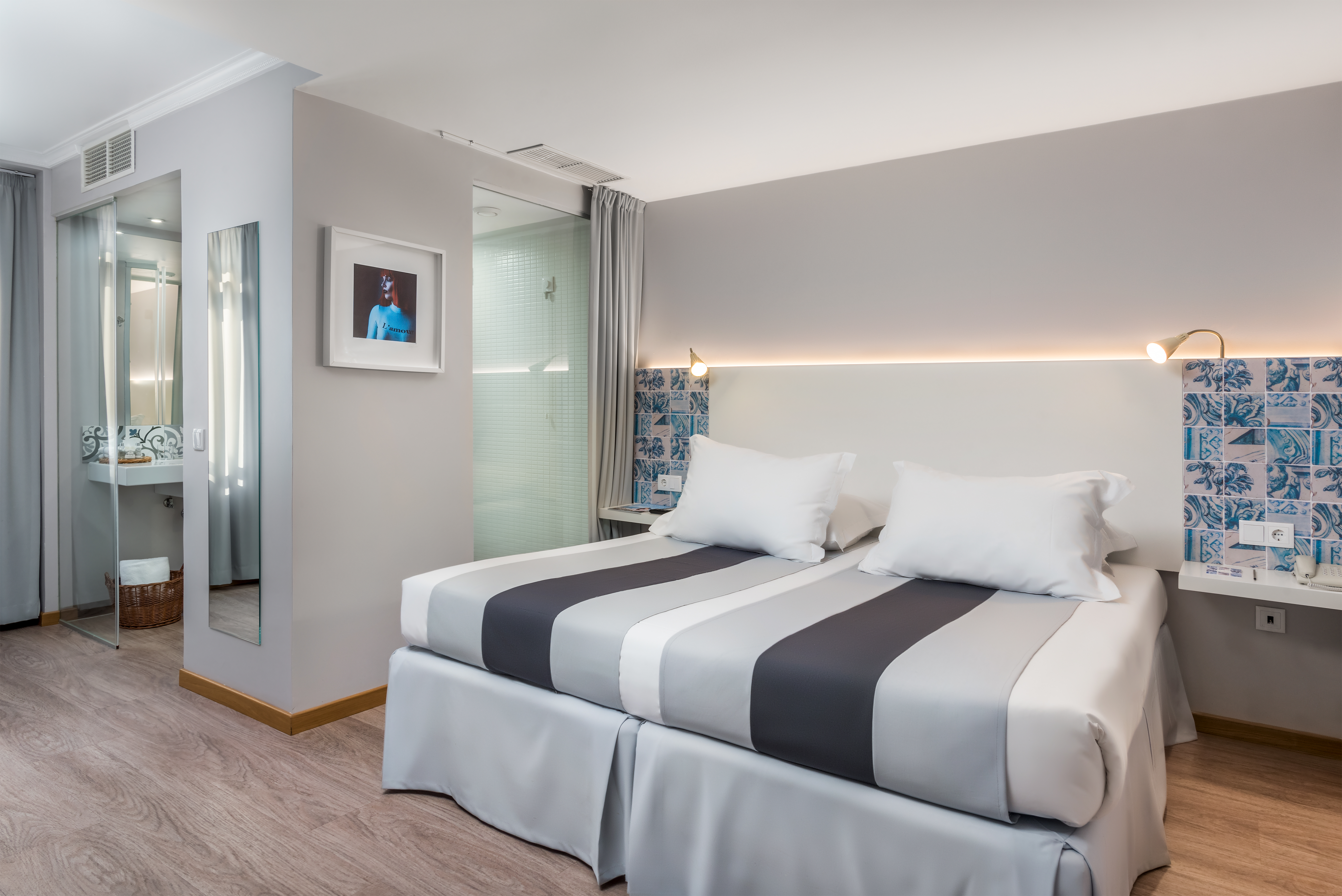 Double or Twin Deluxe