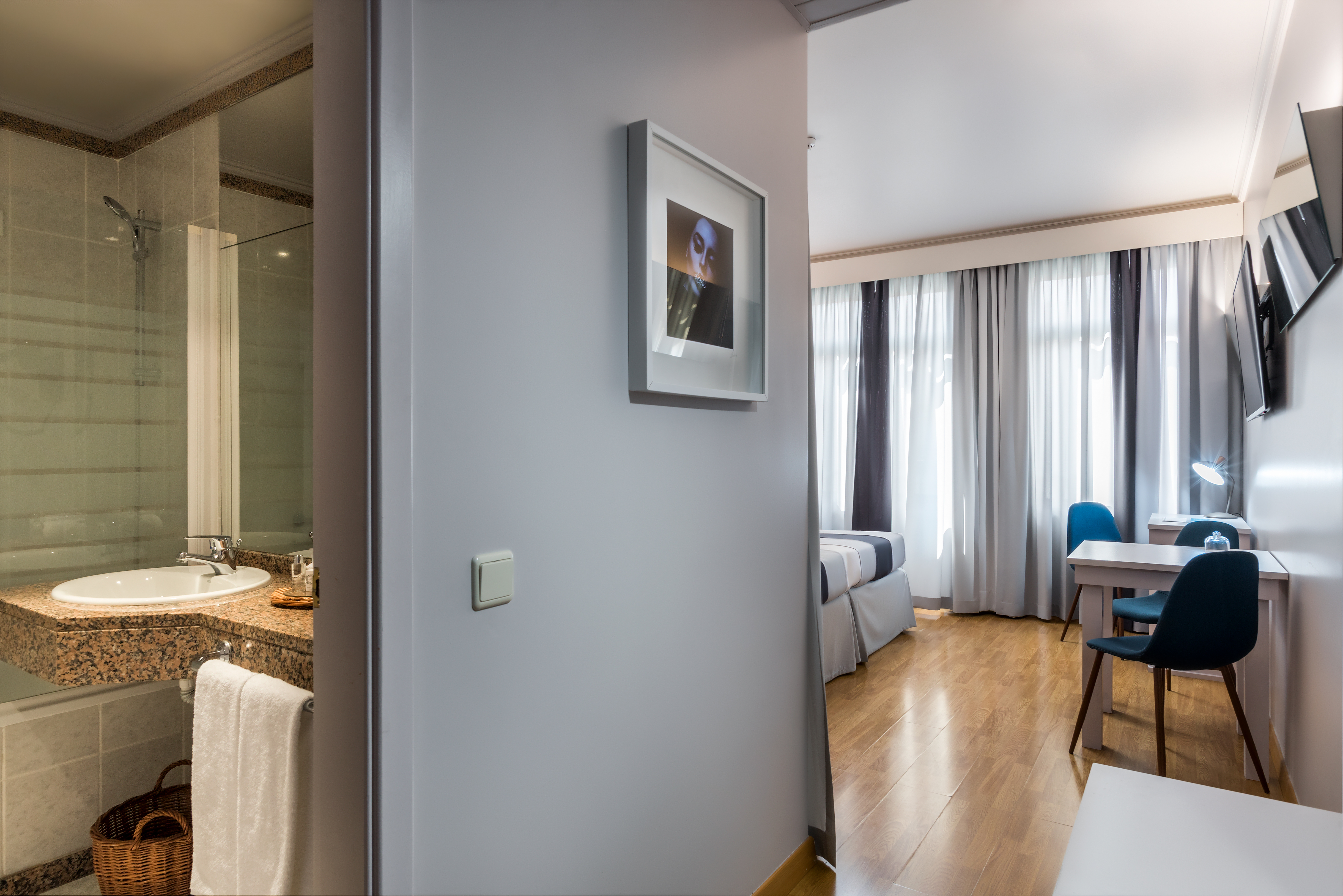 Double or Twin Deluxe