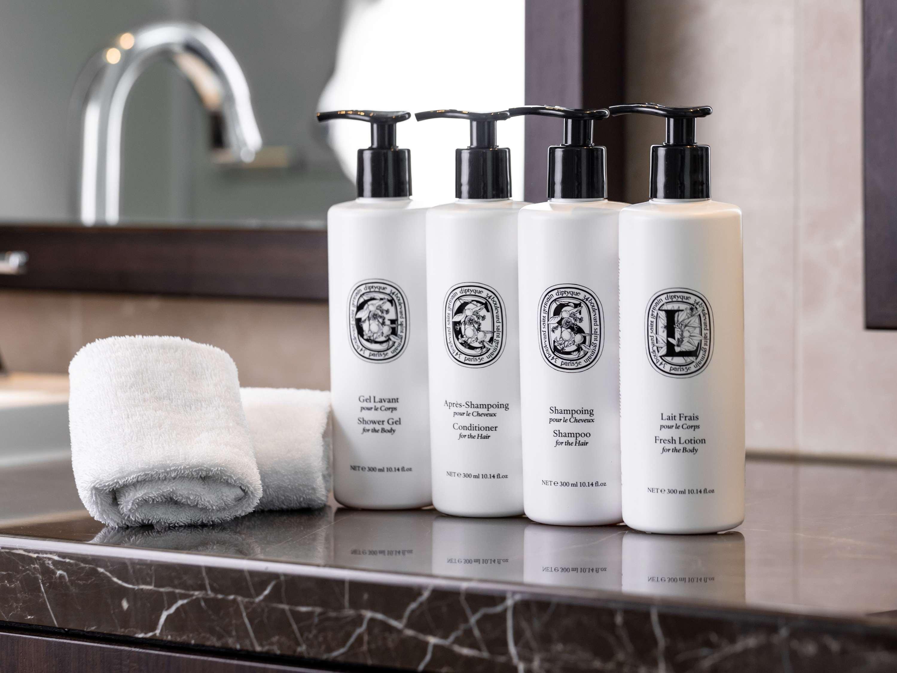 Junior Suite King Size Bed