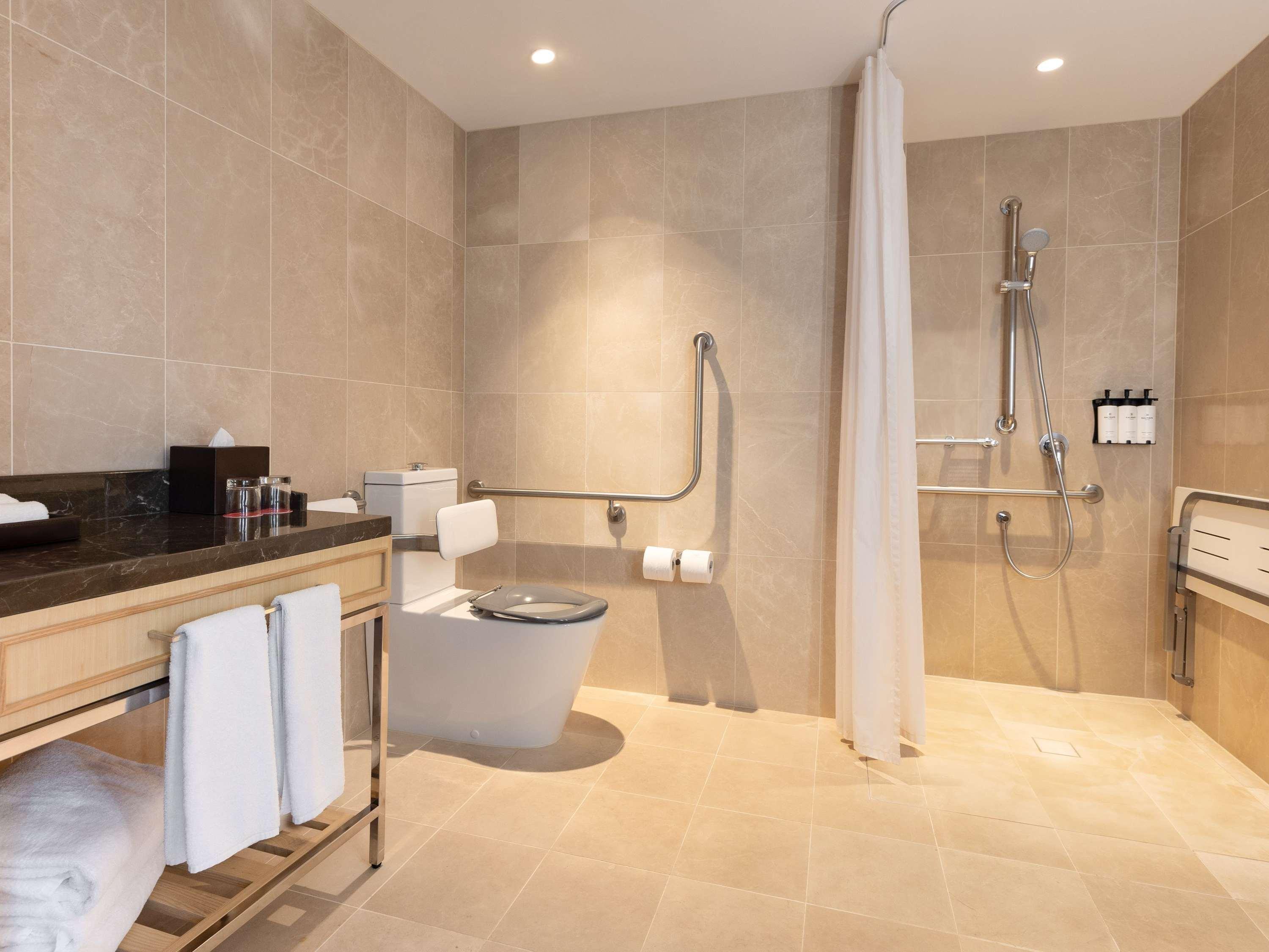 Double Accessible Superior