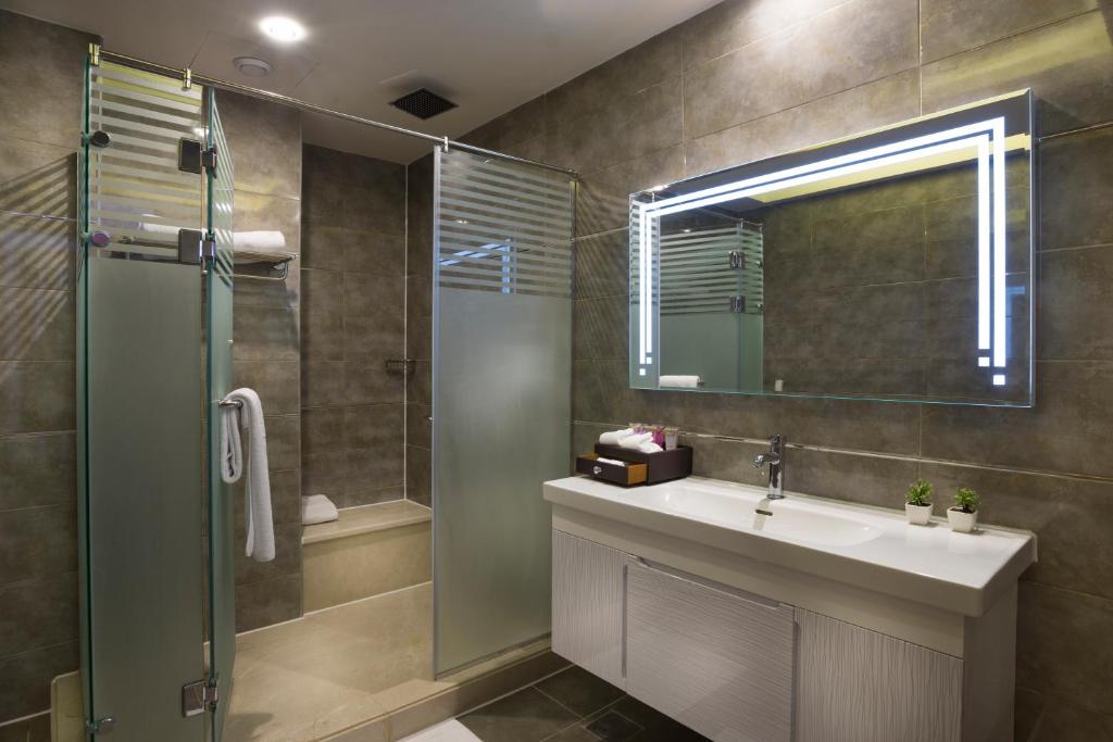 Family Room Standard