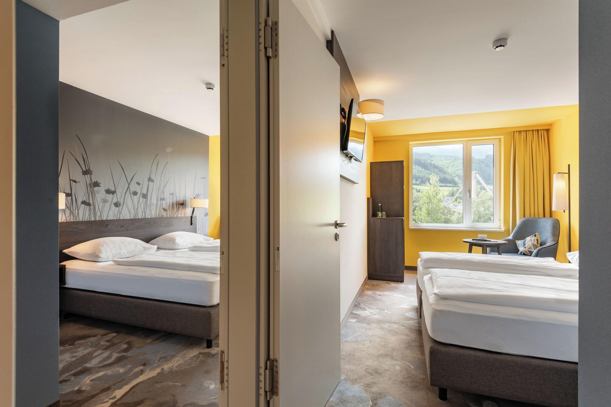 Family Room Connecting Room