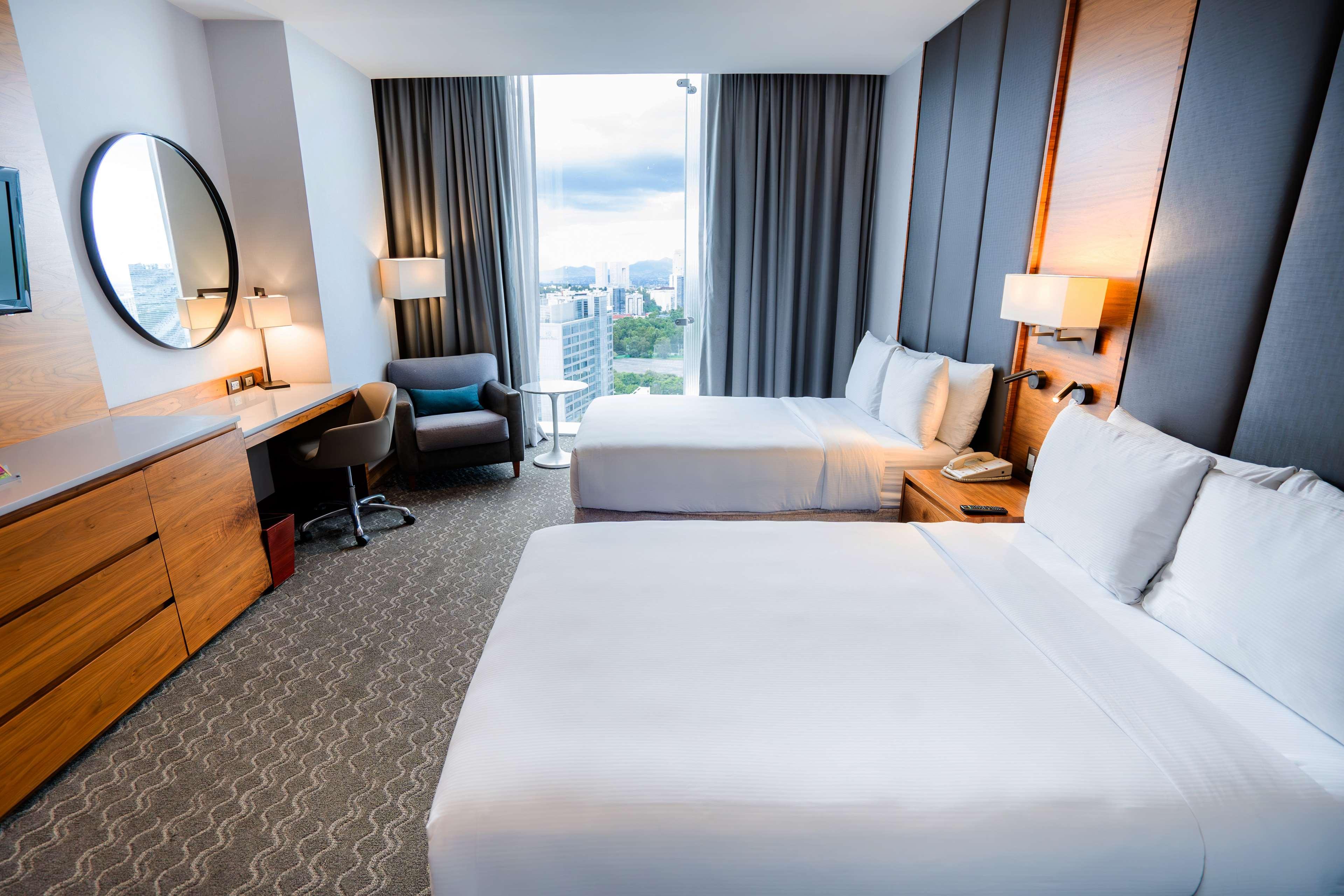 Double King Bed Non Smoking