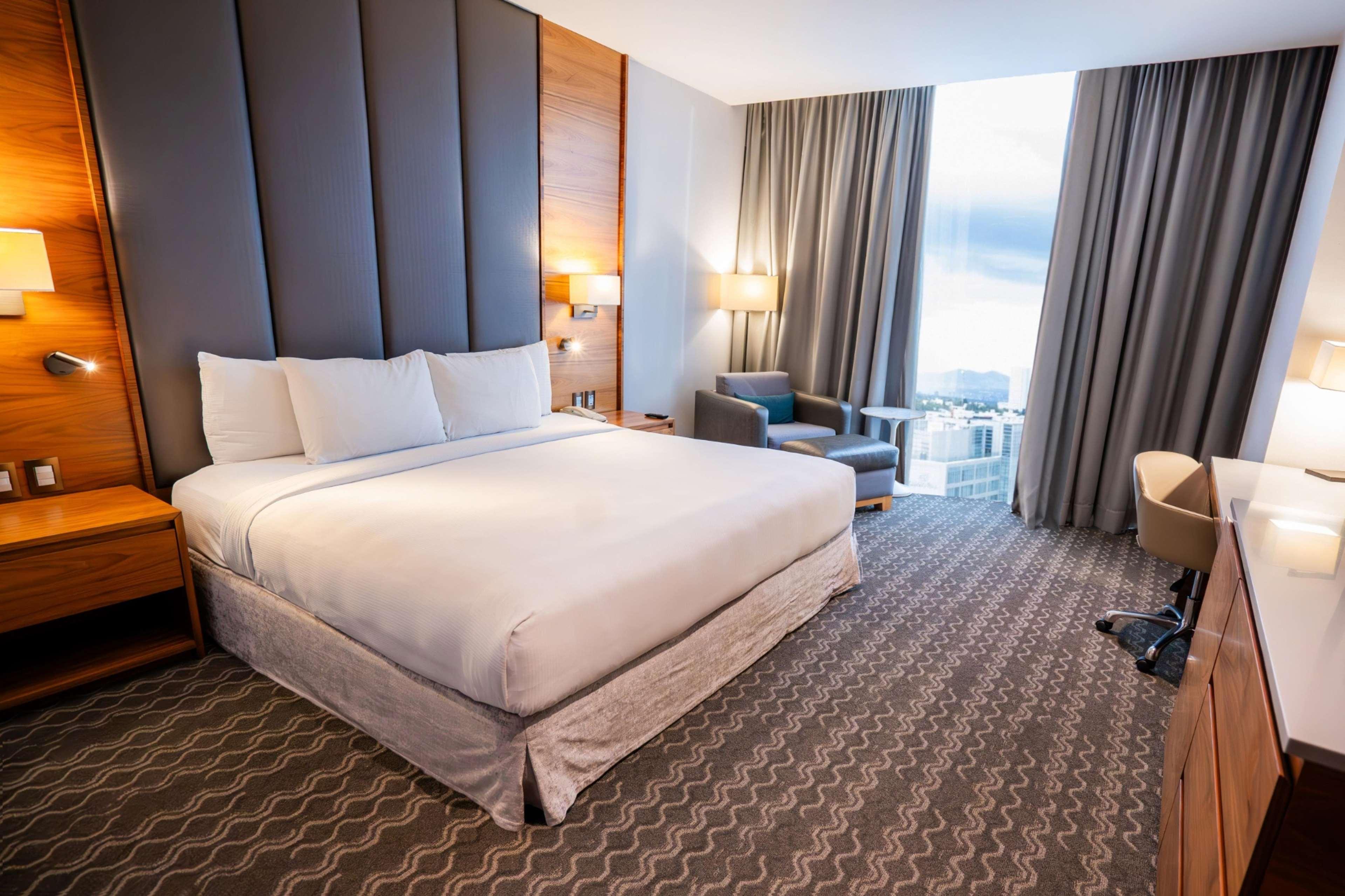 Double King Bed Non Smoking