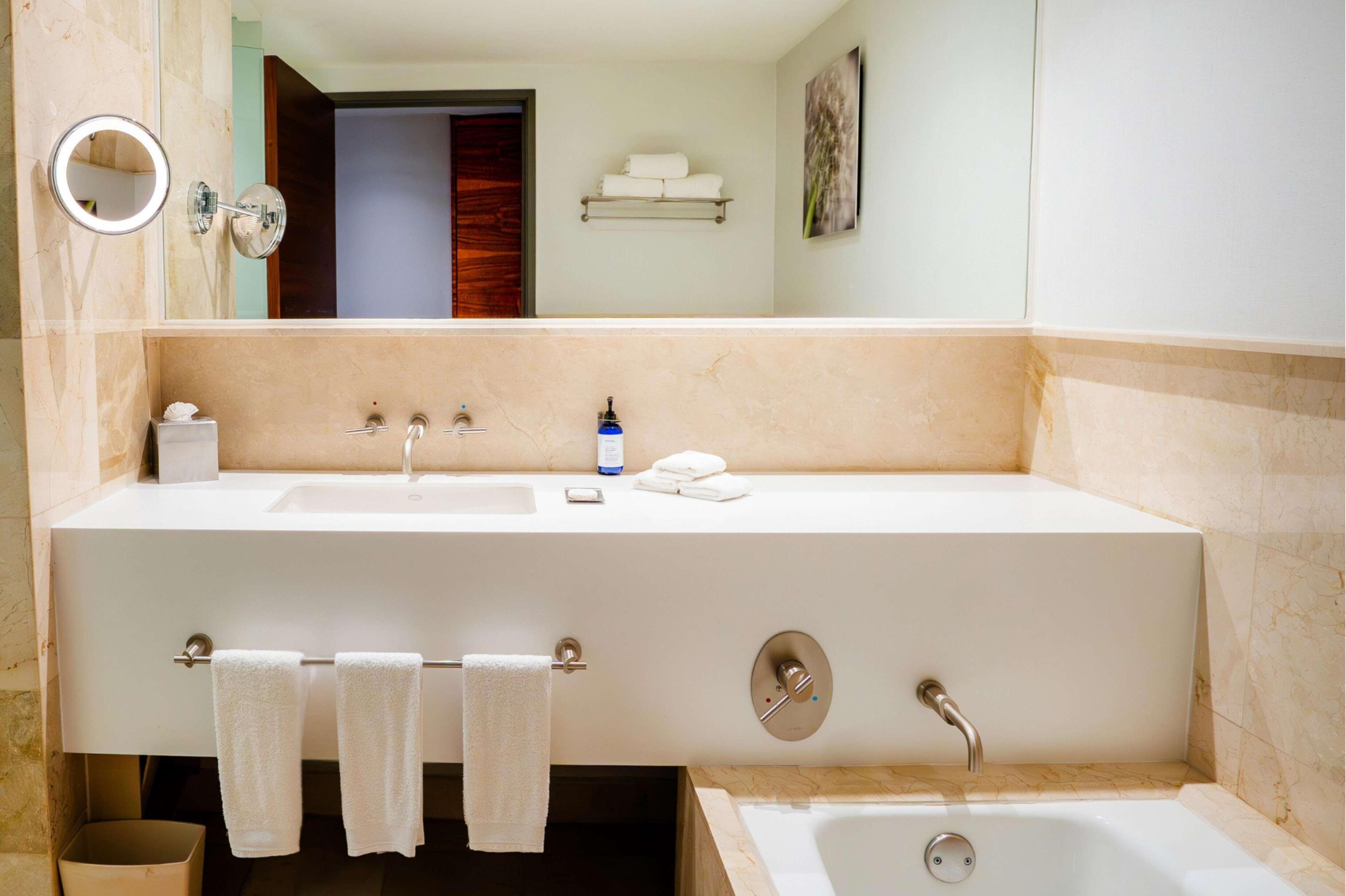 Room Two Double Beds