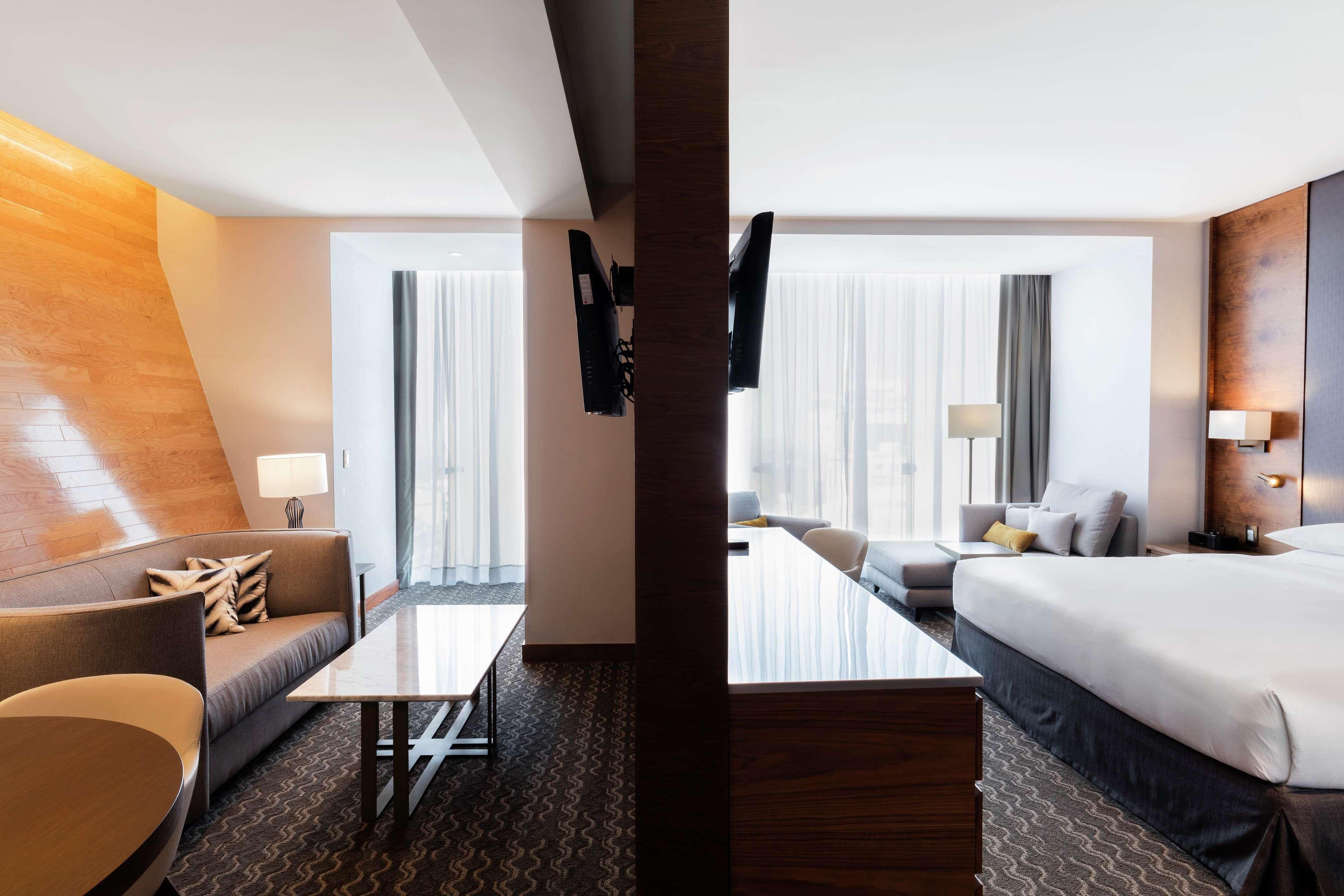 Junior Suite King Size Bed