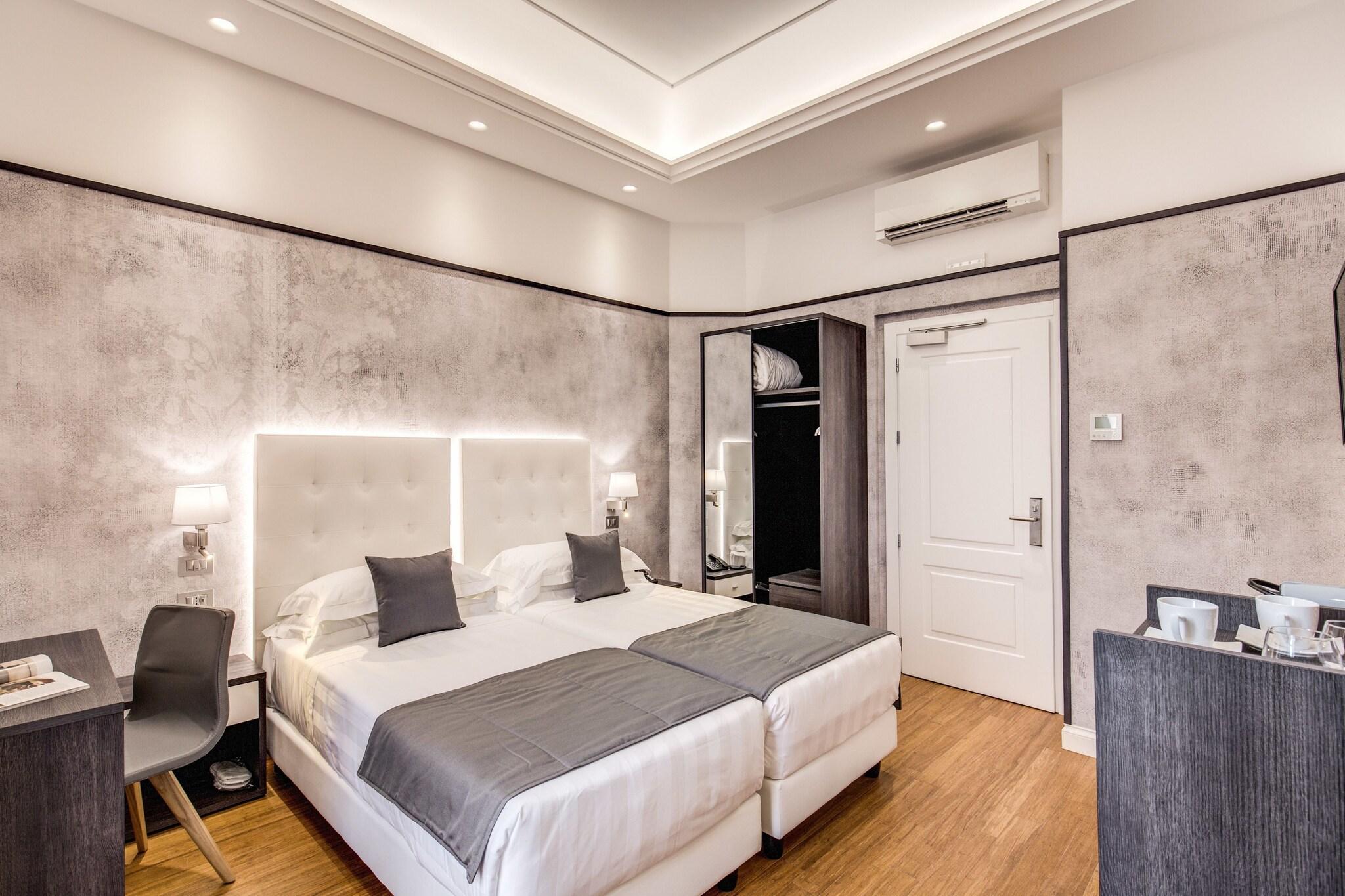 Double Deluxe King Bed