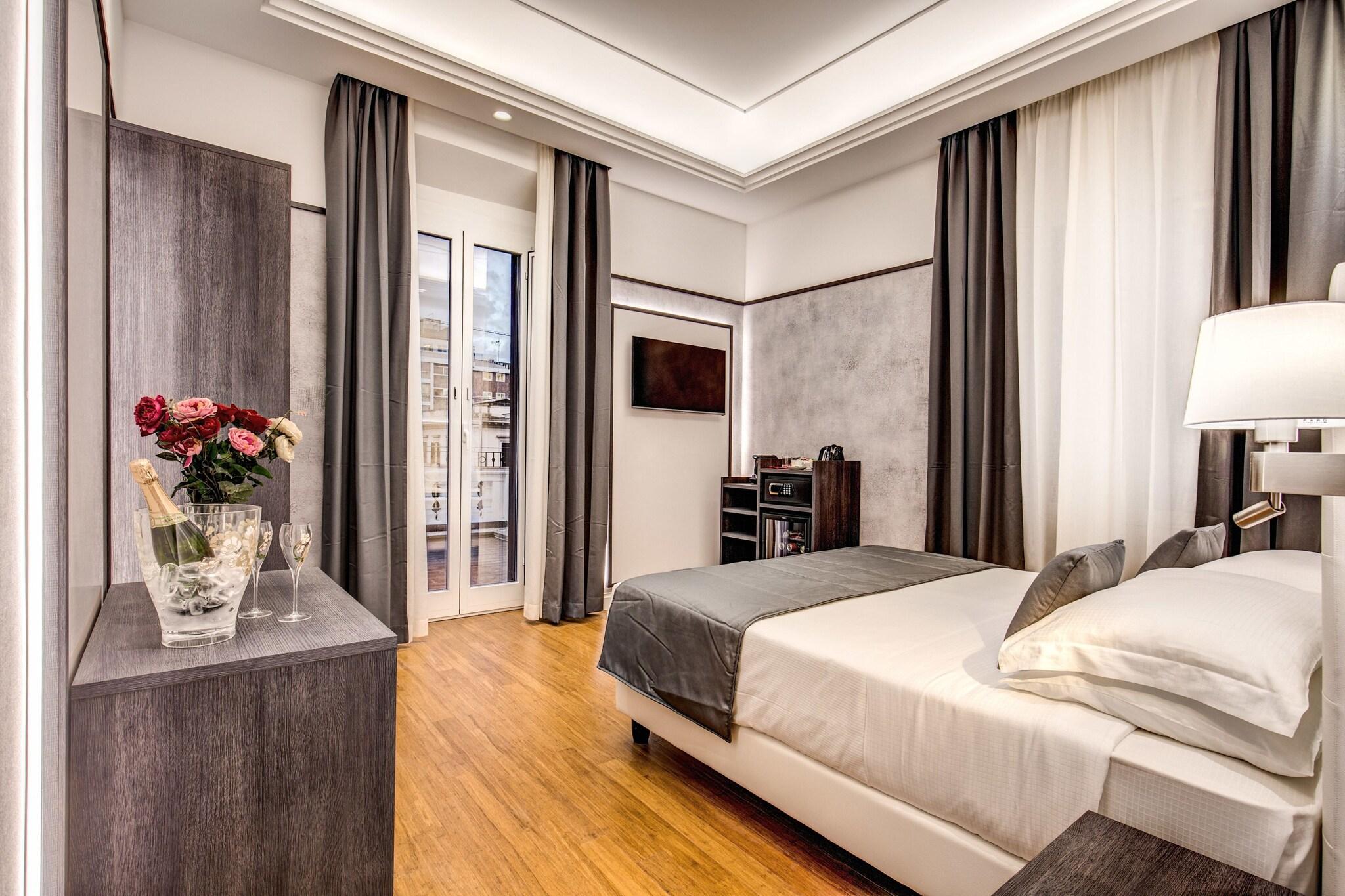 Double Deluxe King Bed