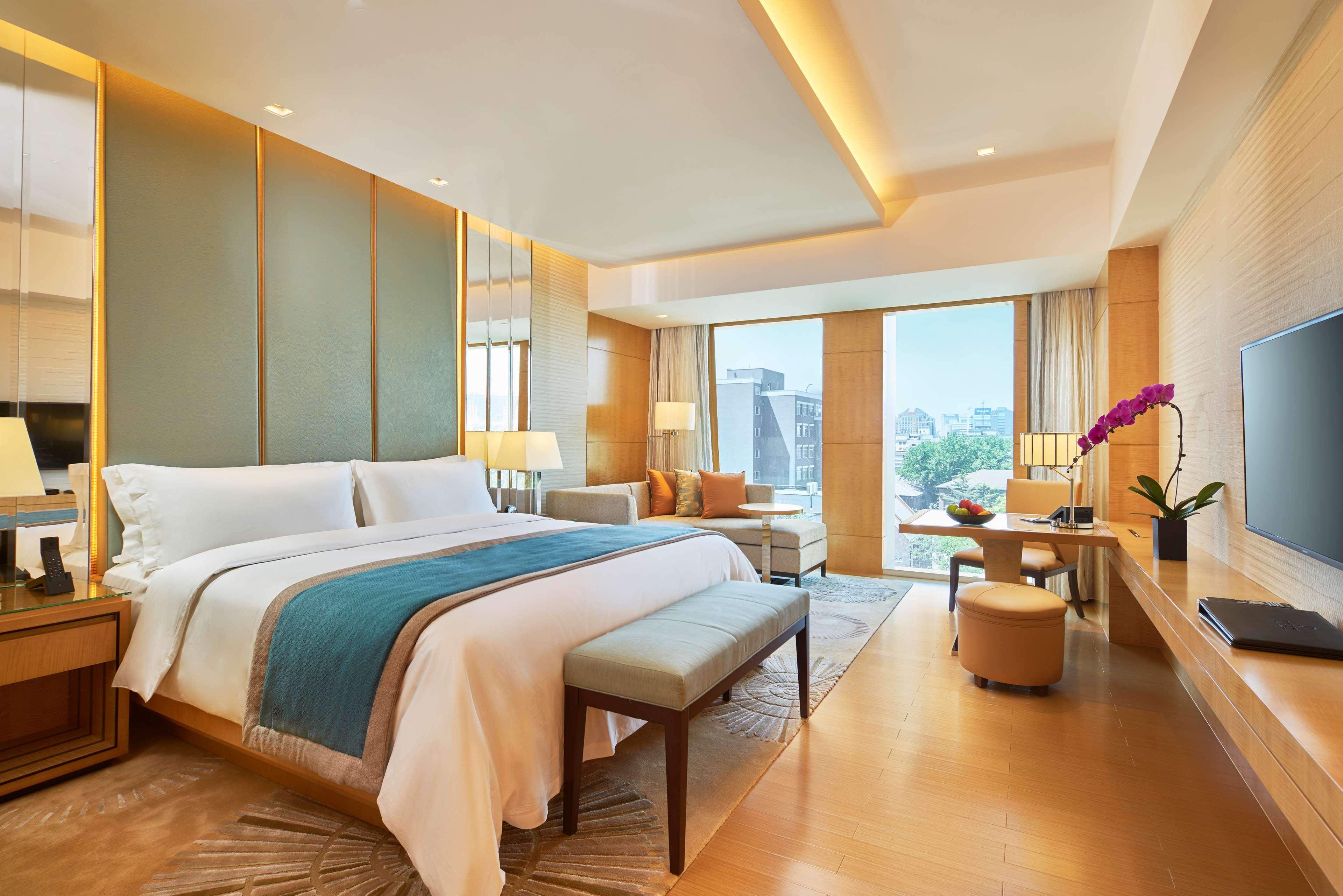 Double Premier King Bed