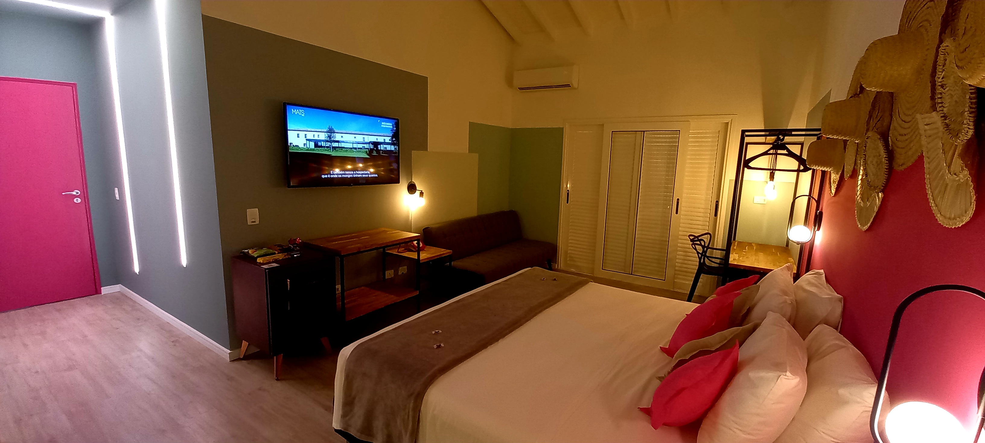 Family Room Capacity 1