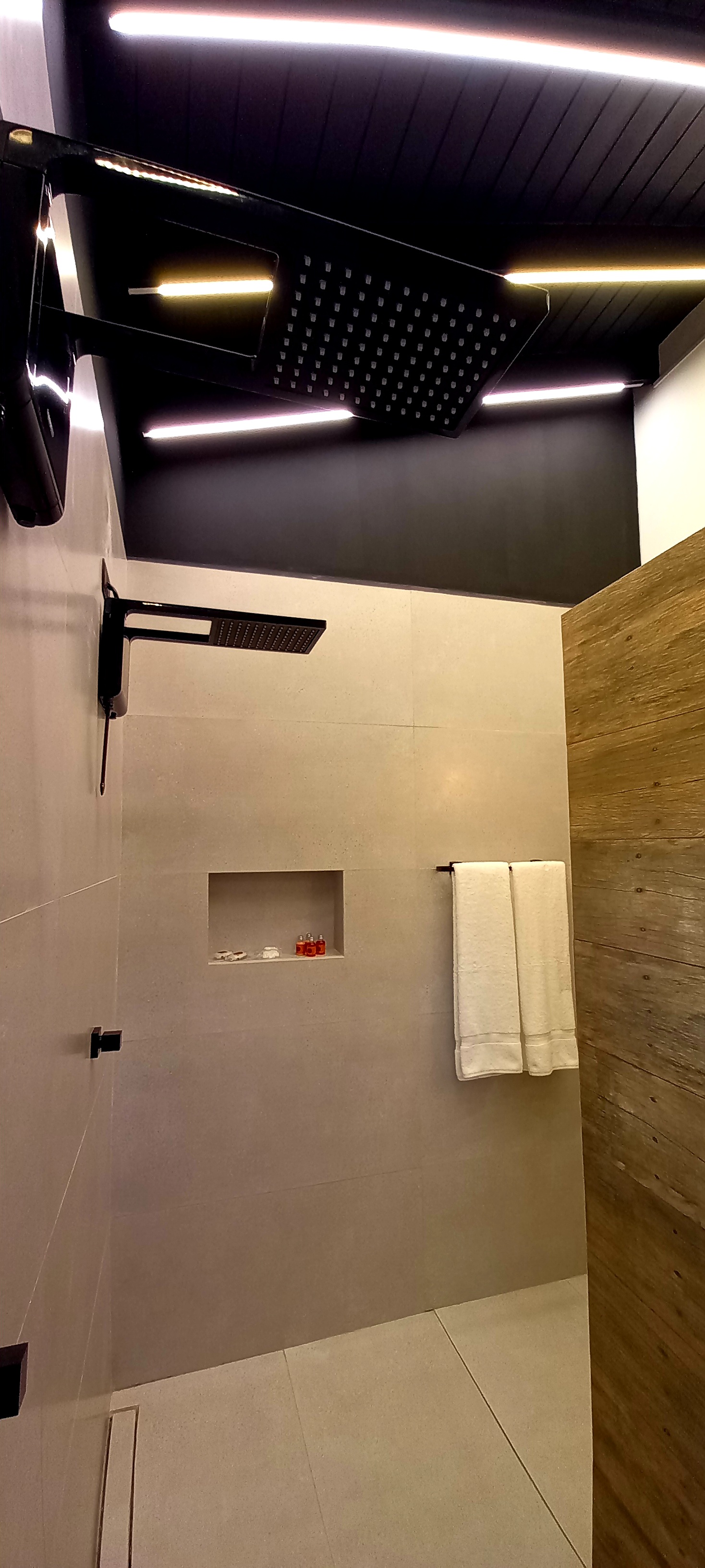 Family Room Capacity 1