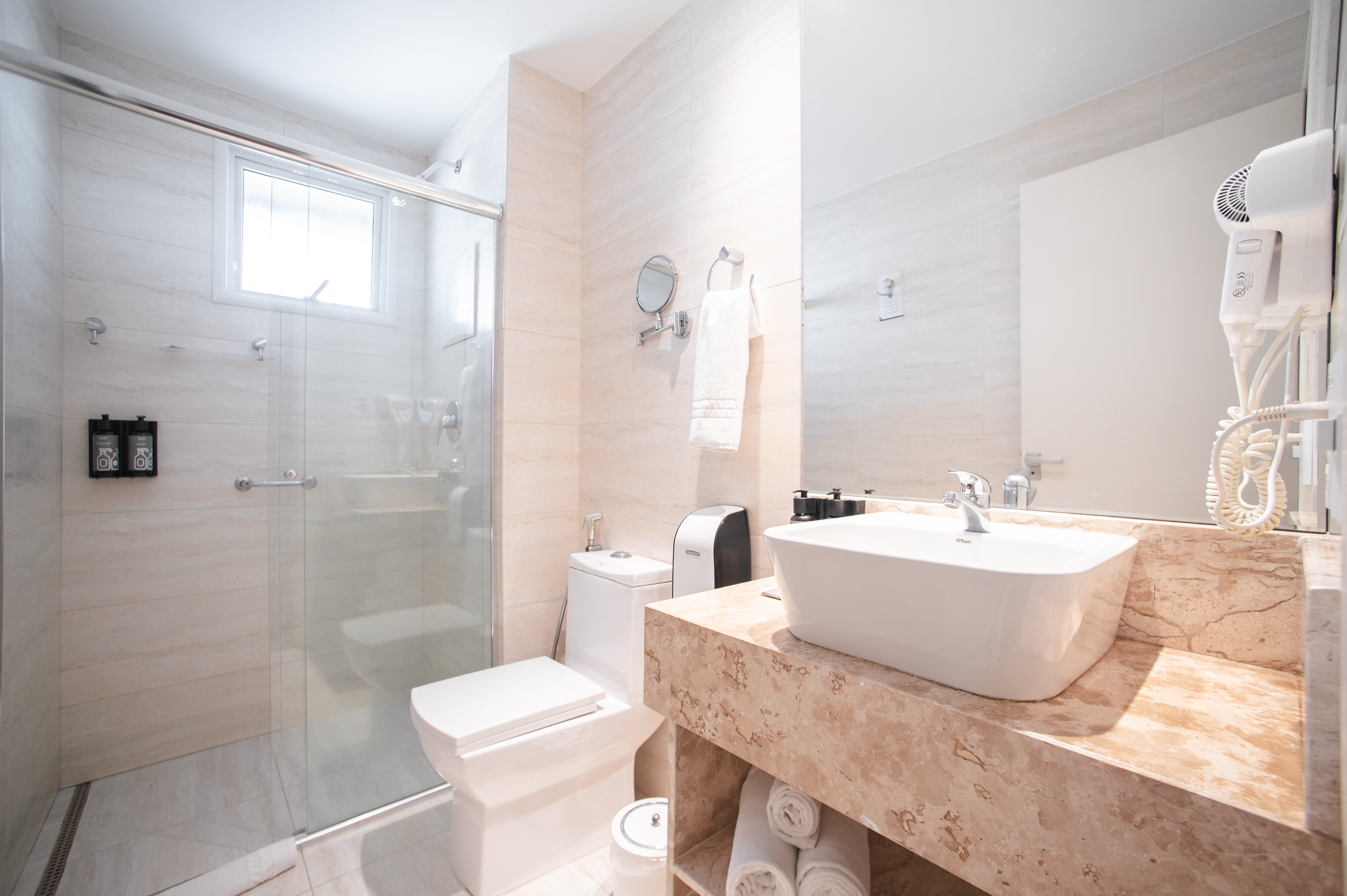 Twin Deluxe Superior