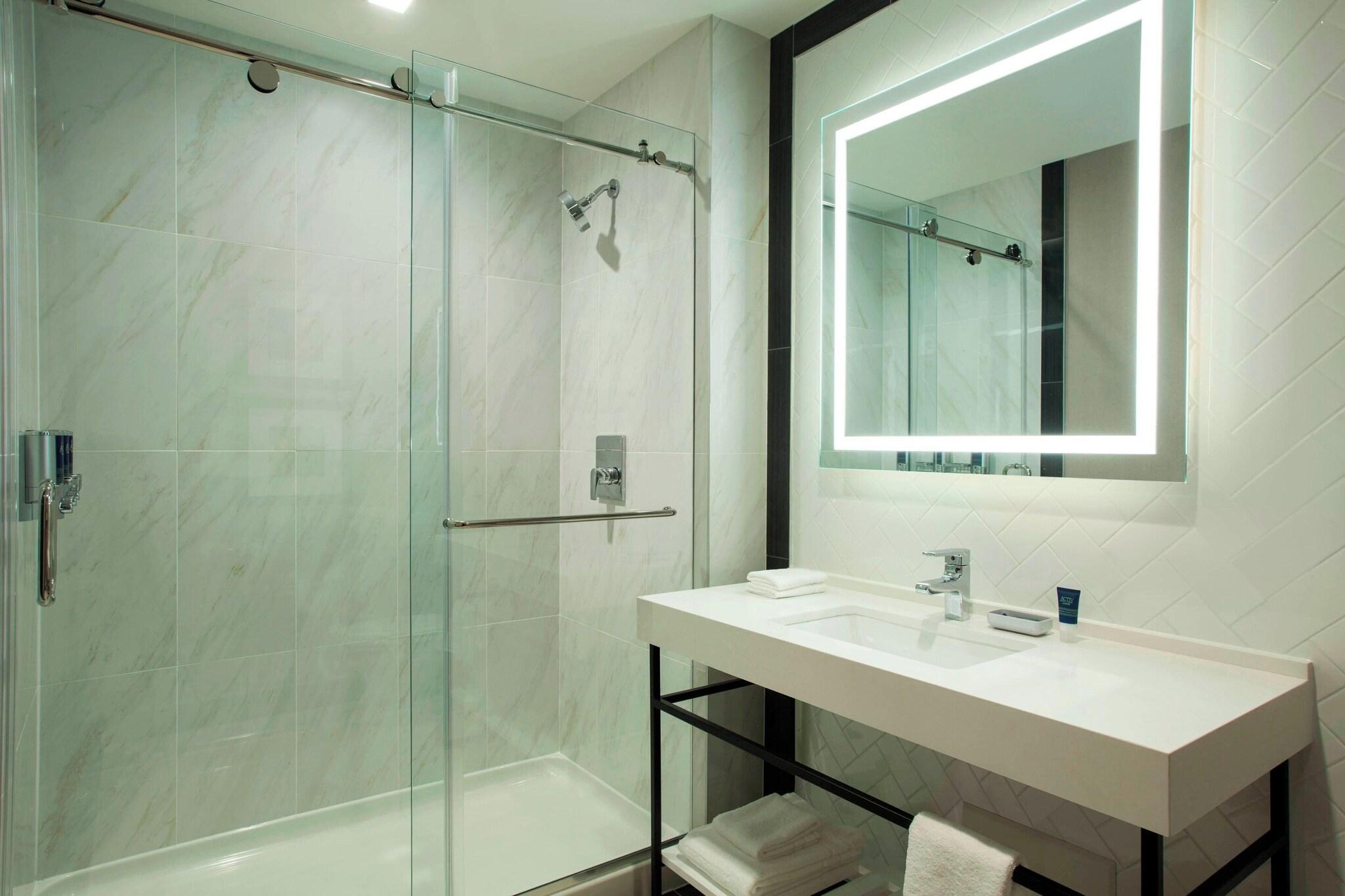 Quadruple Deluxe Two Double Beds