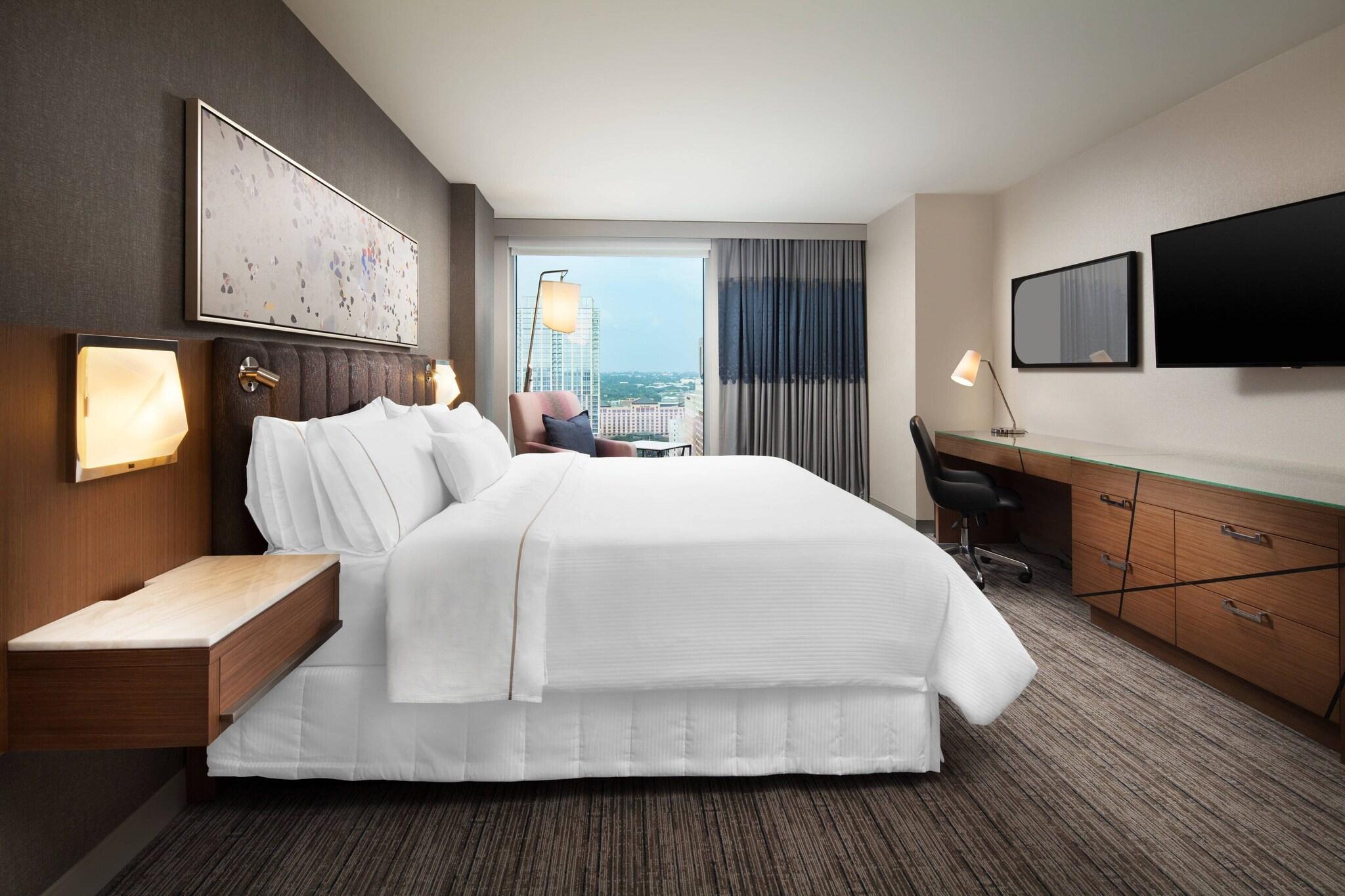 Double City View King Bed