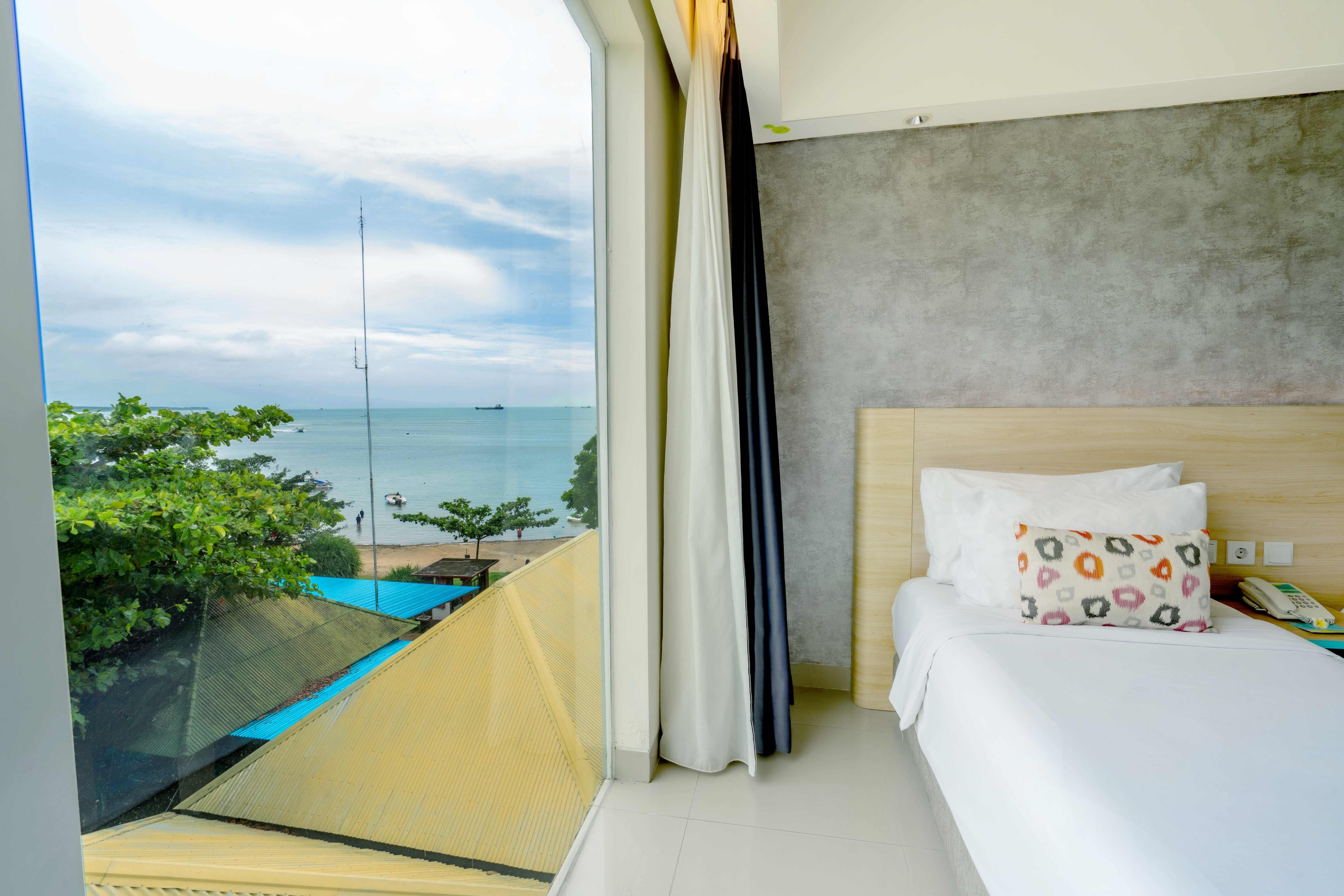 Double or Twin Deluxe