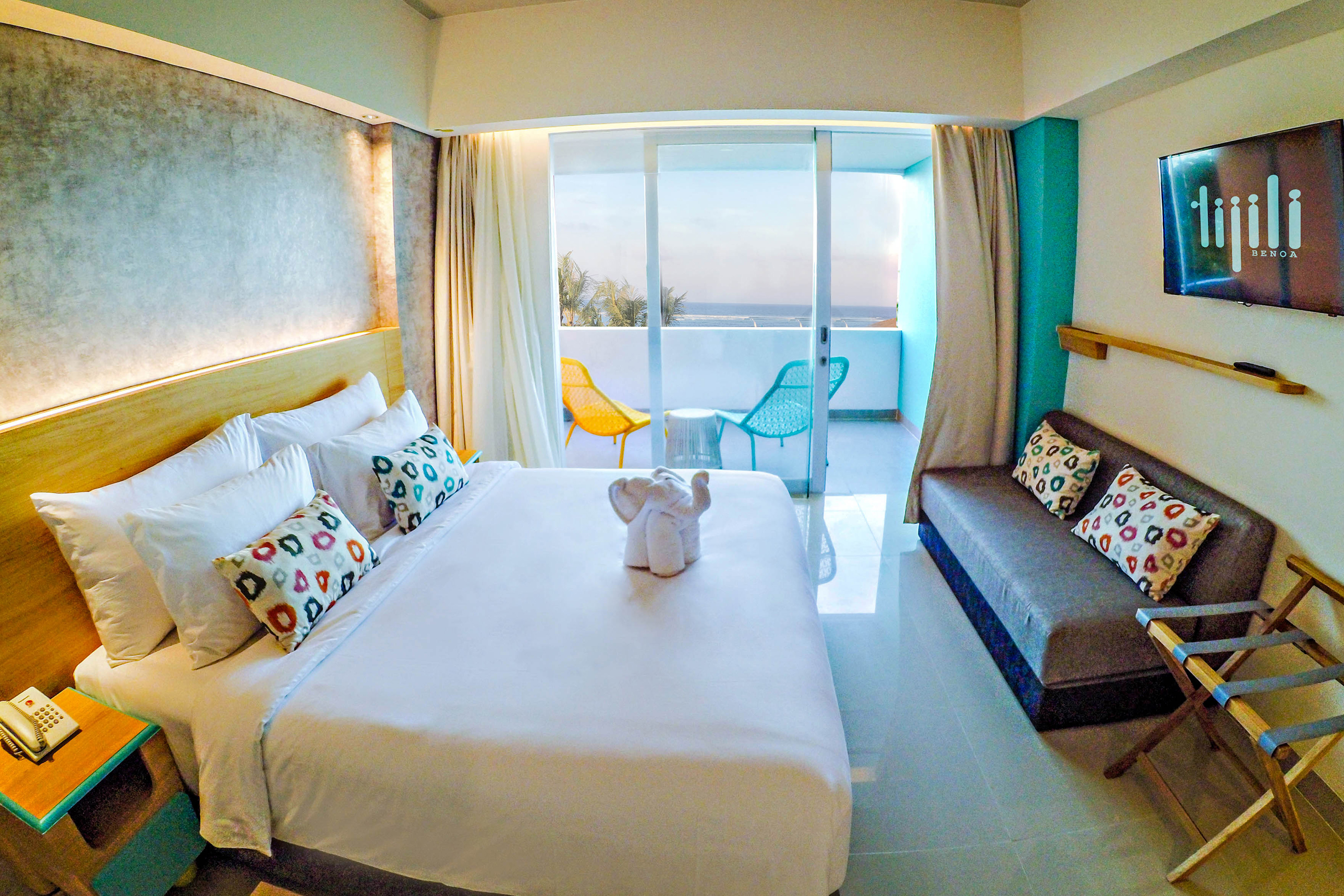 Double or Twin Deluxe Sea View