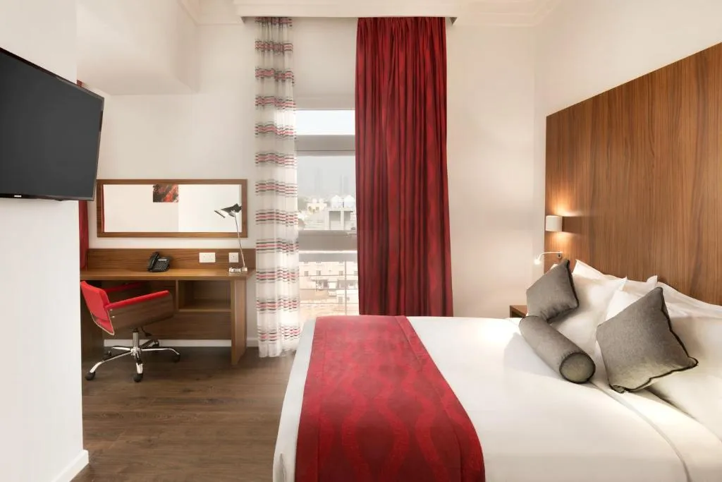 Suite Queen Bed Non Smoking