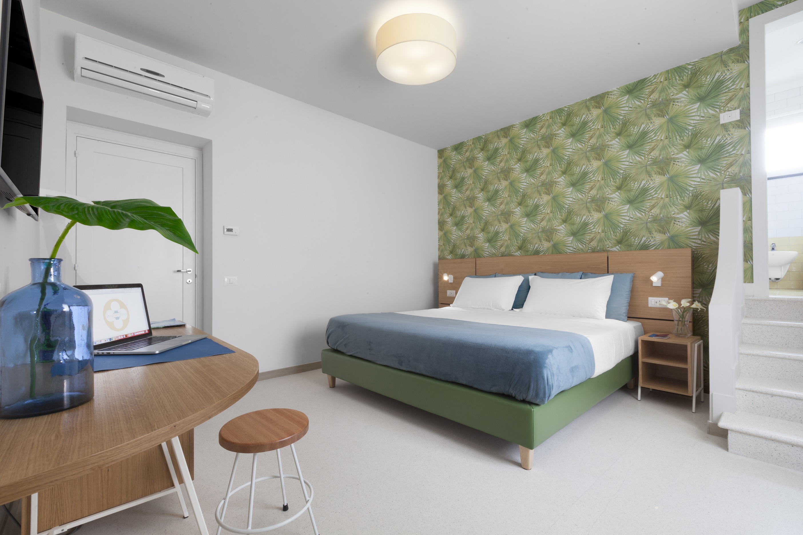 Double or Twin Deluxe Sea View