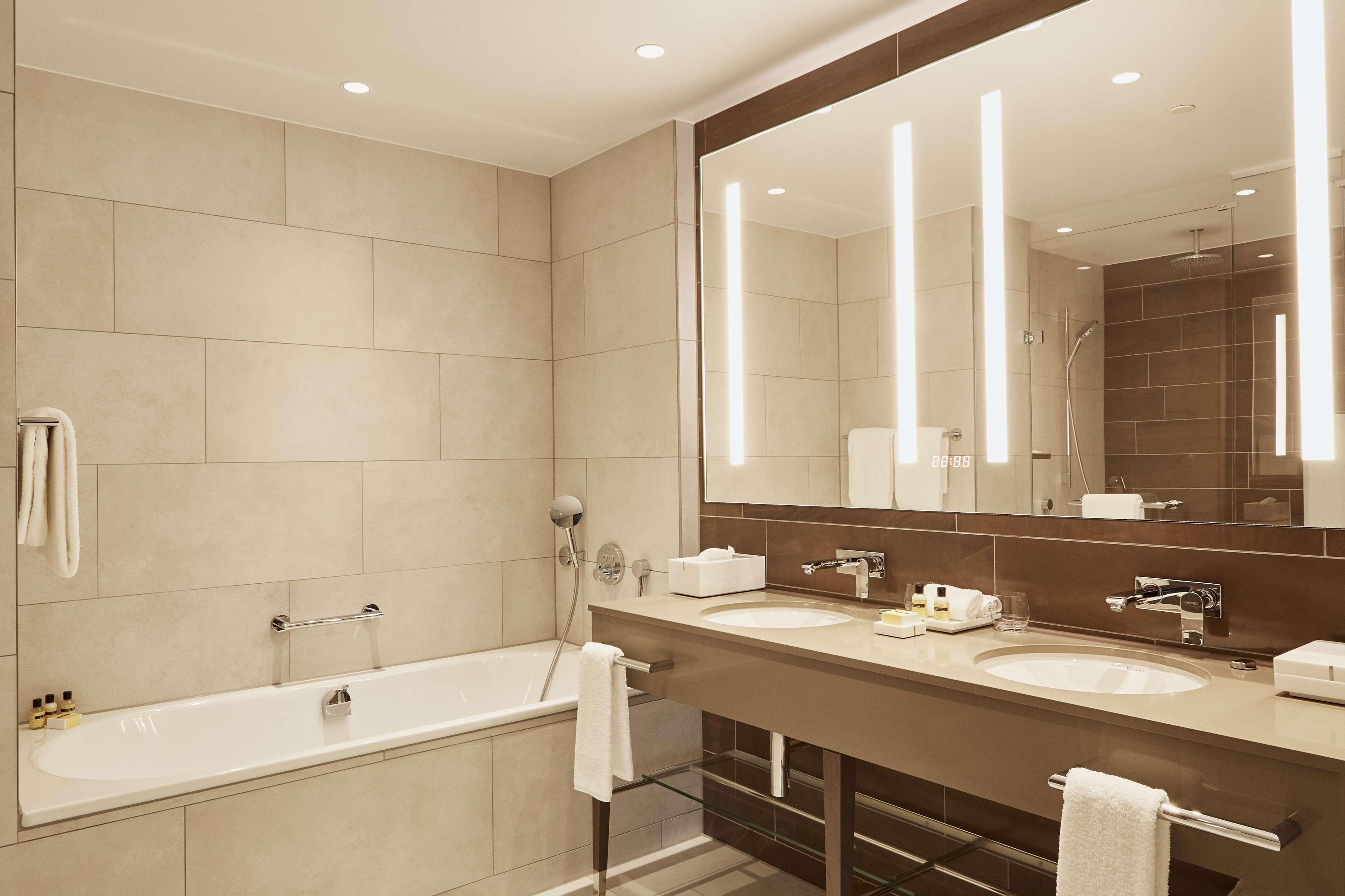 Suite Executive King Bed