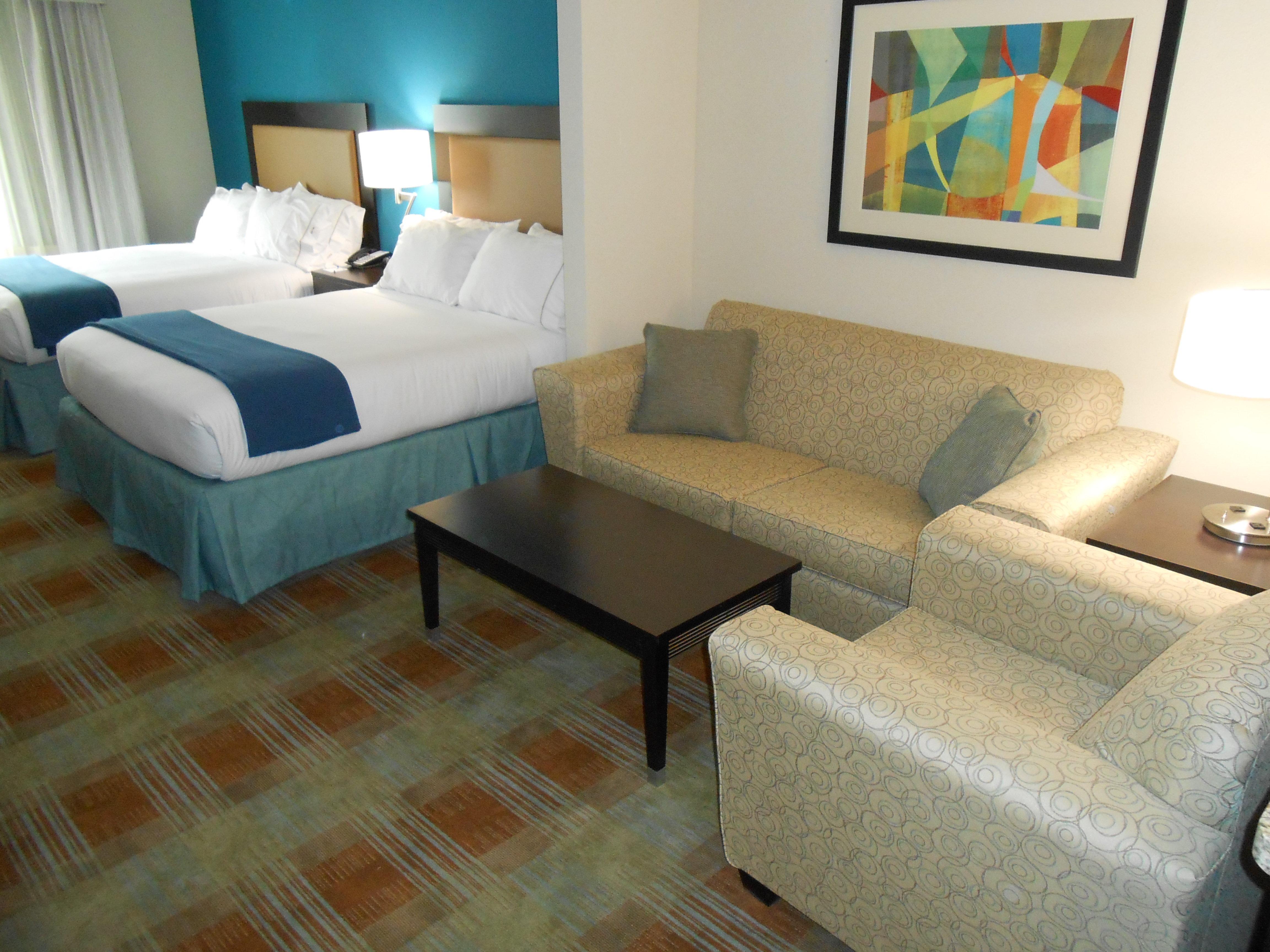 Suite Two Queen Beds