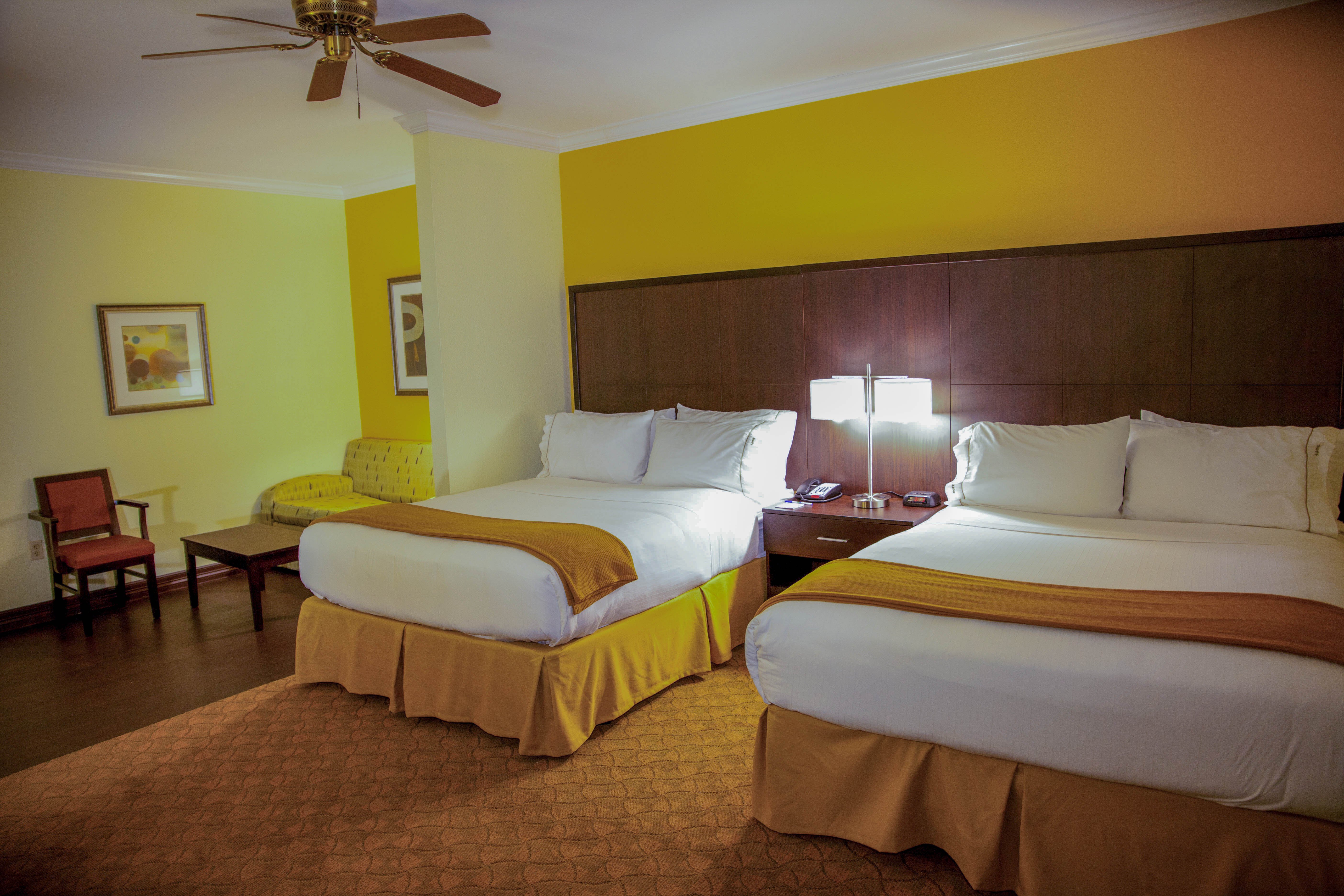 Suite Two Queen Beds