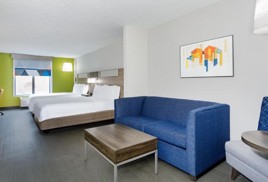 Suite Two Queen Beds