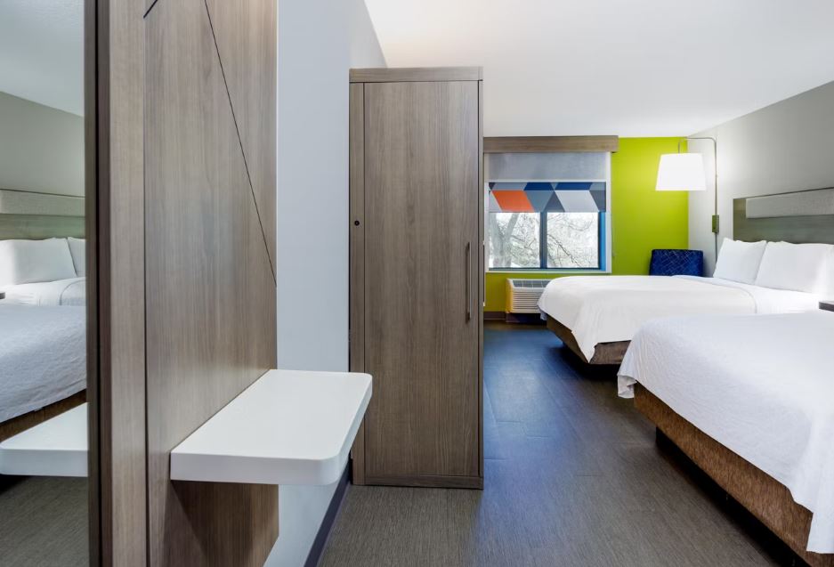 Double Two Queen Beds