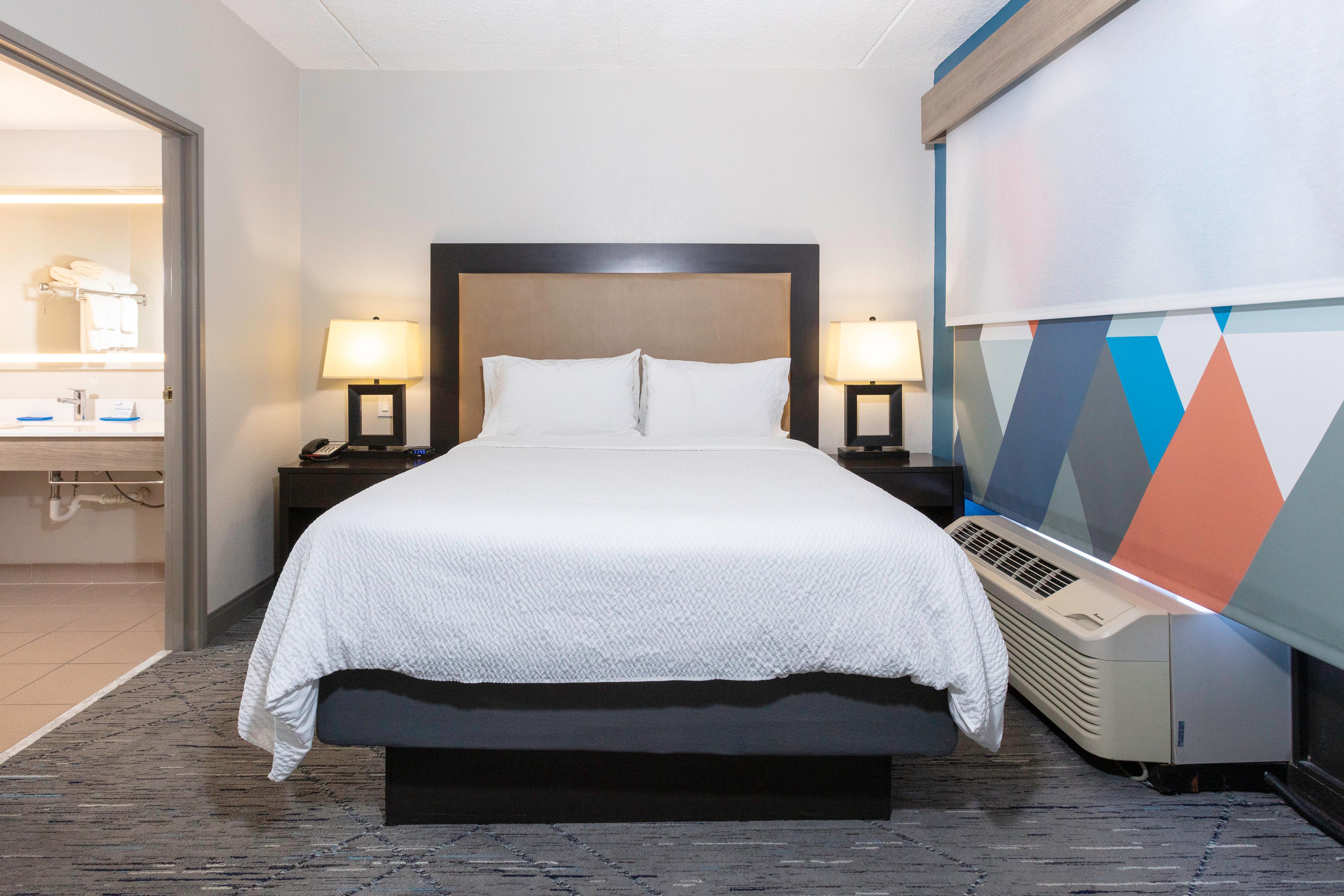 Suite Queen Size Bed