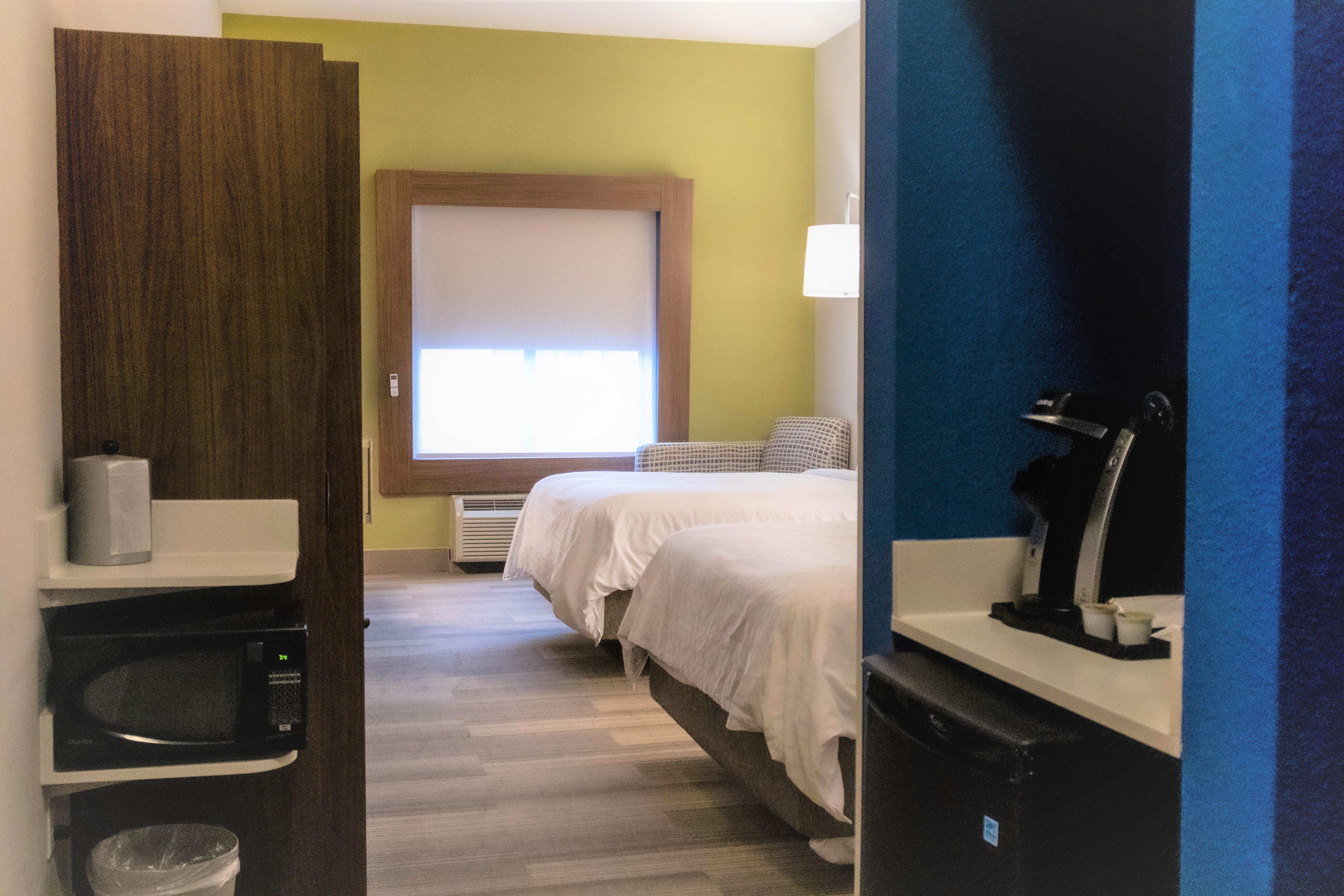 Double Two Queen Beds