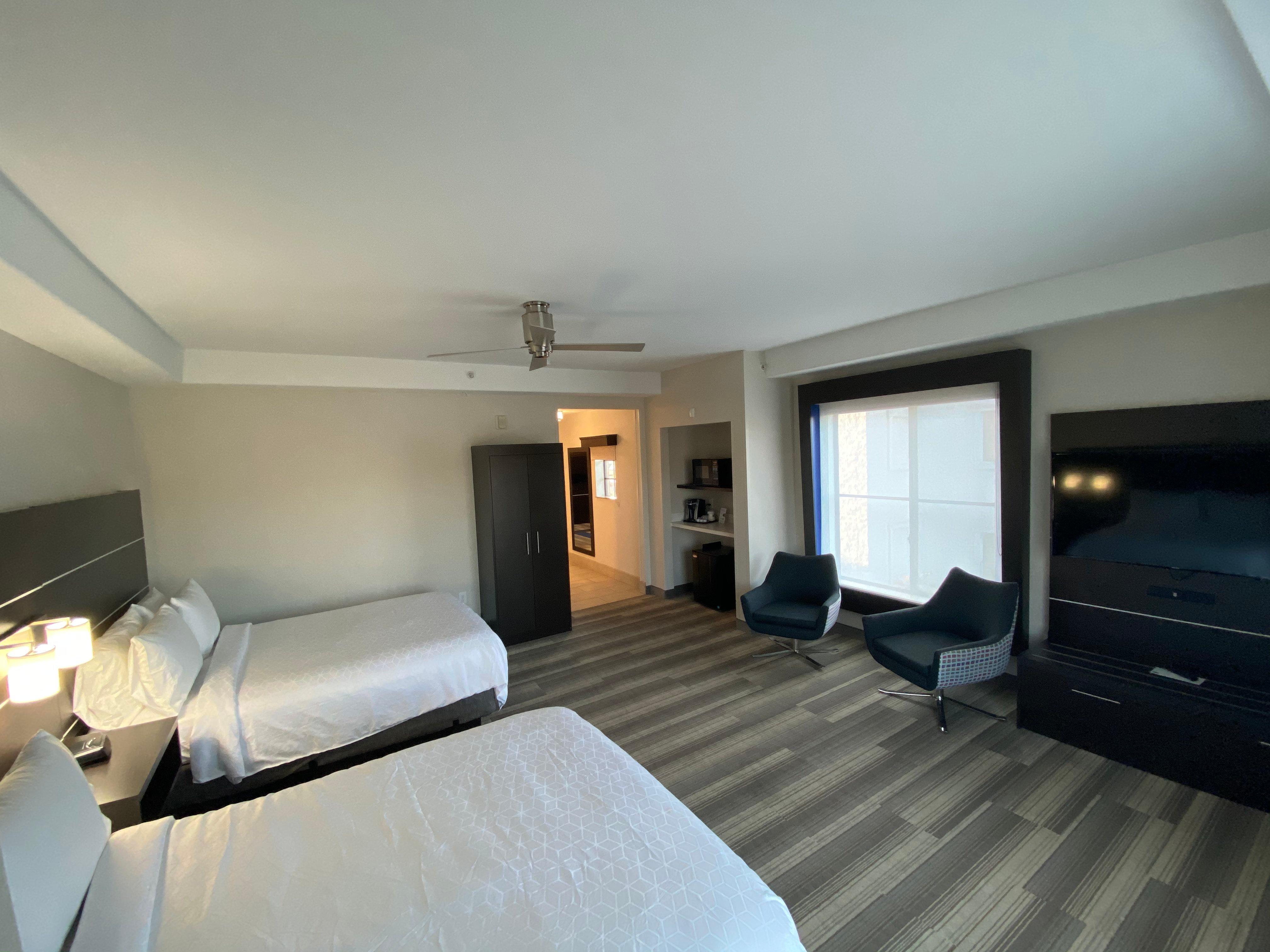 Suite Two Queen Beds