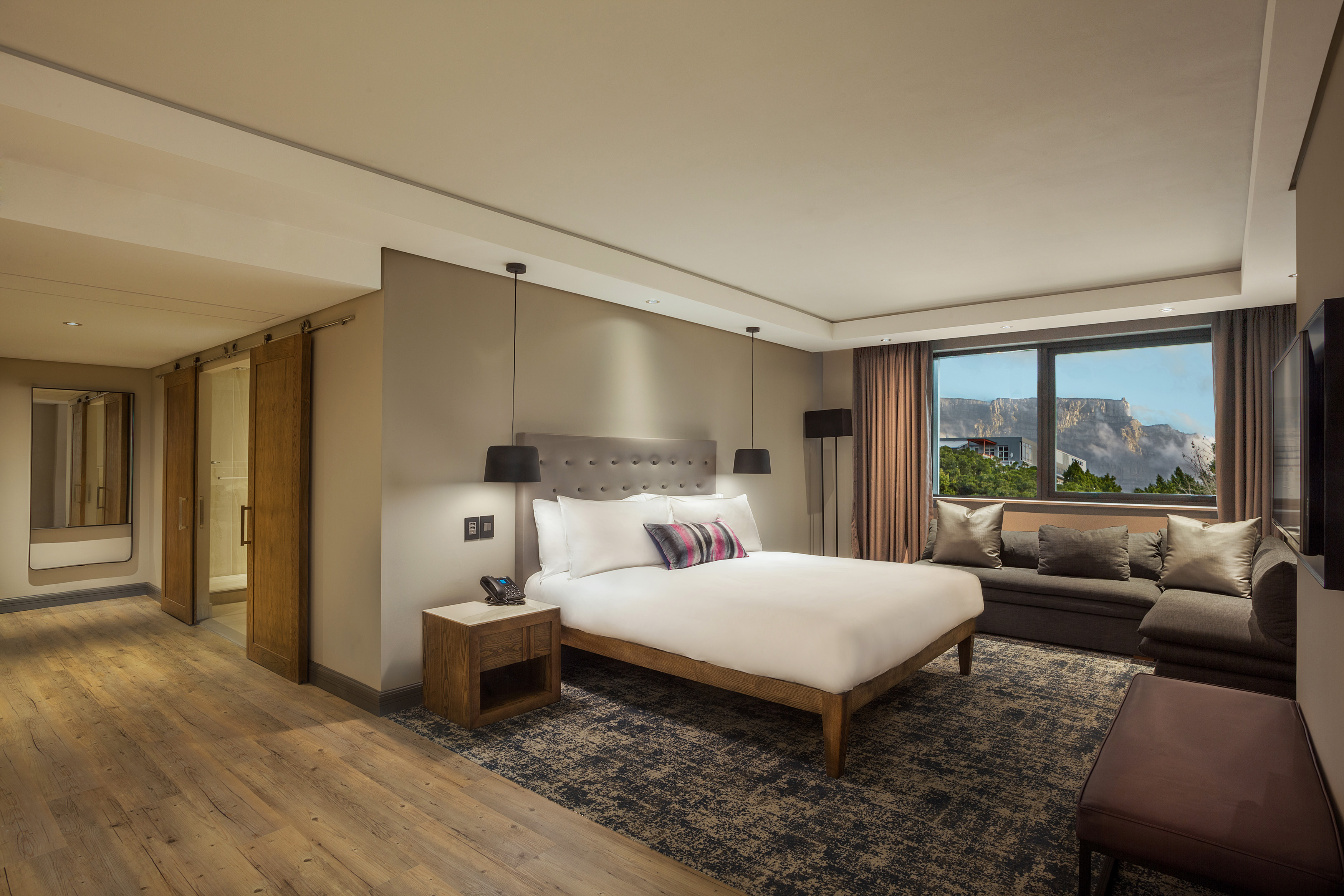 Suite King Bed Non Smoking