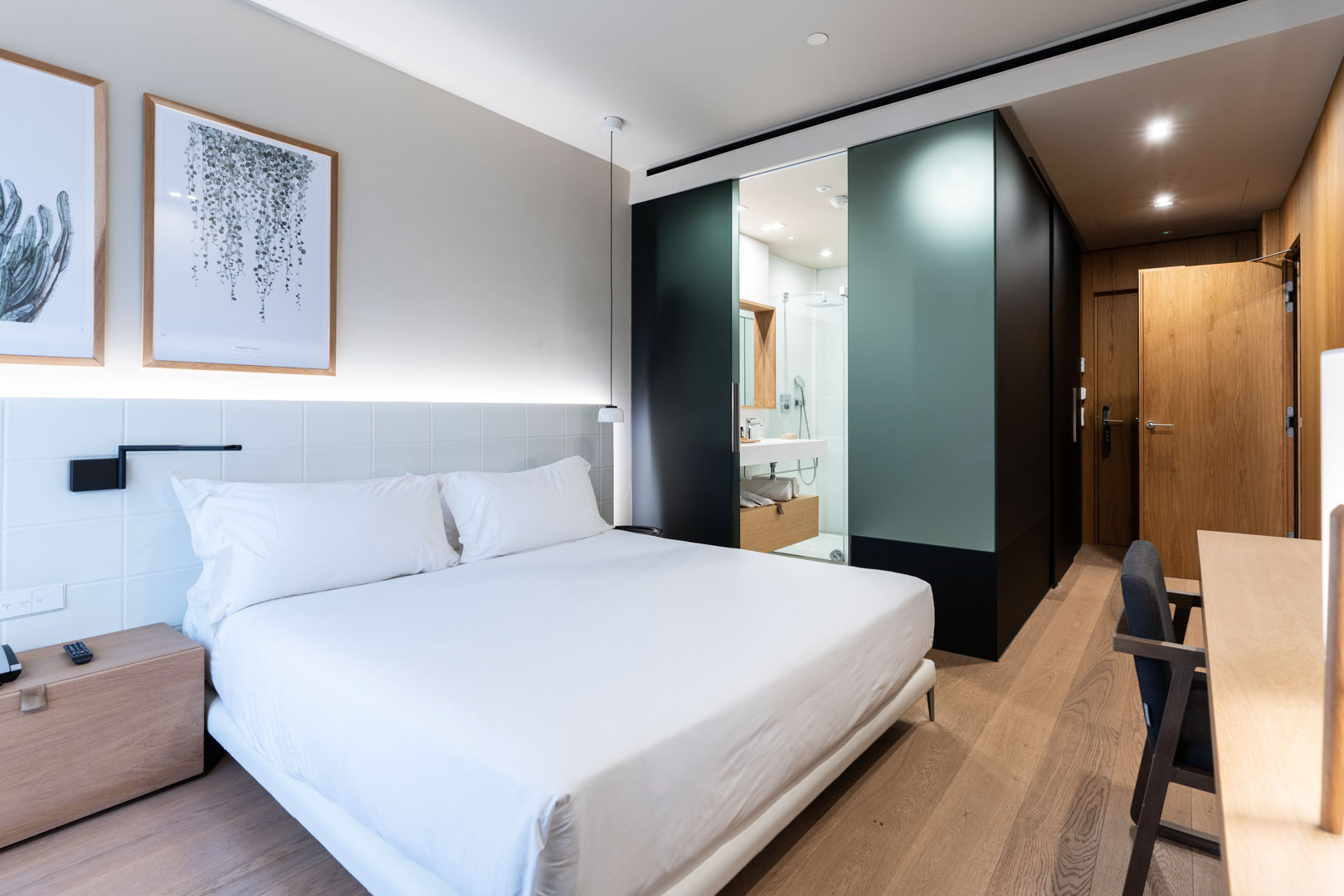 Double or Twin Standard