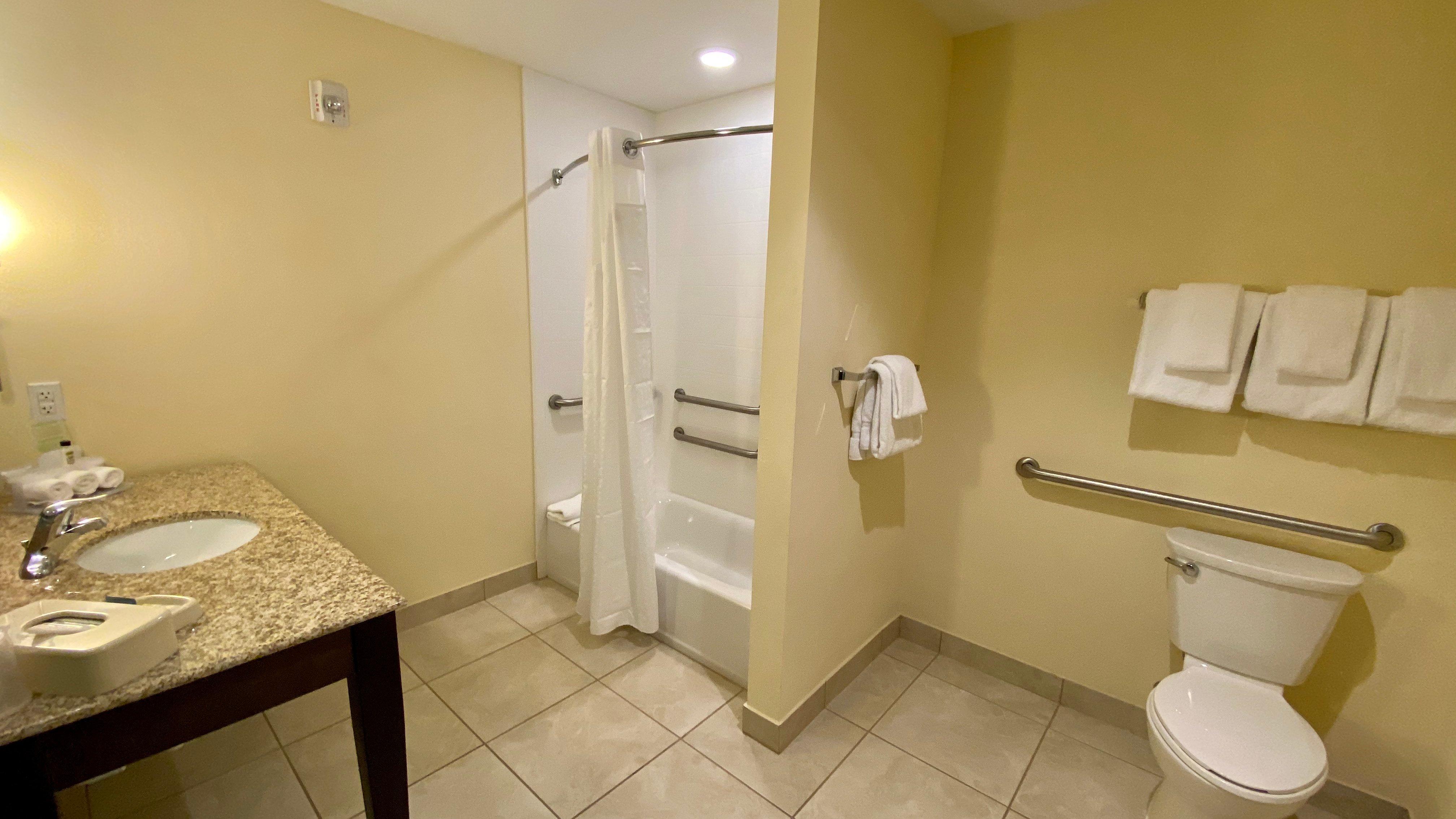 Suite Accessible-two Queen Beds