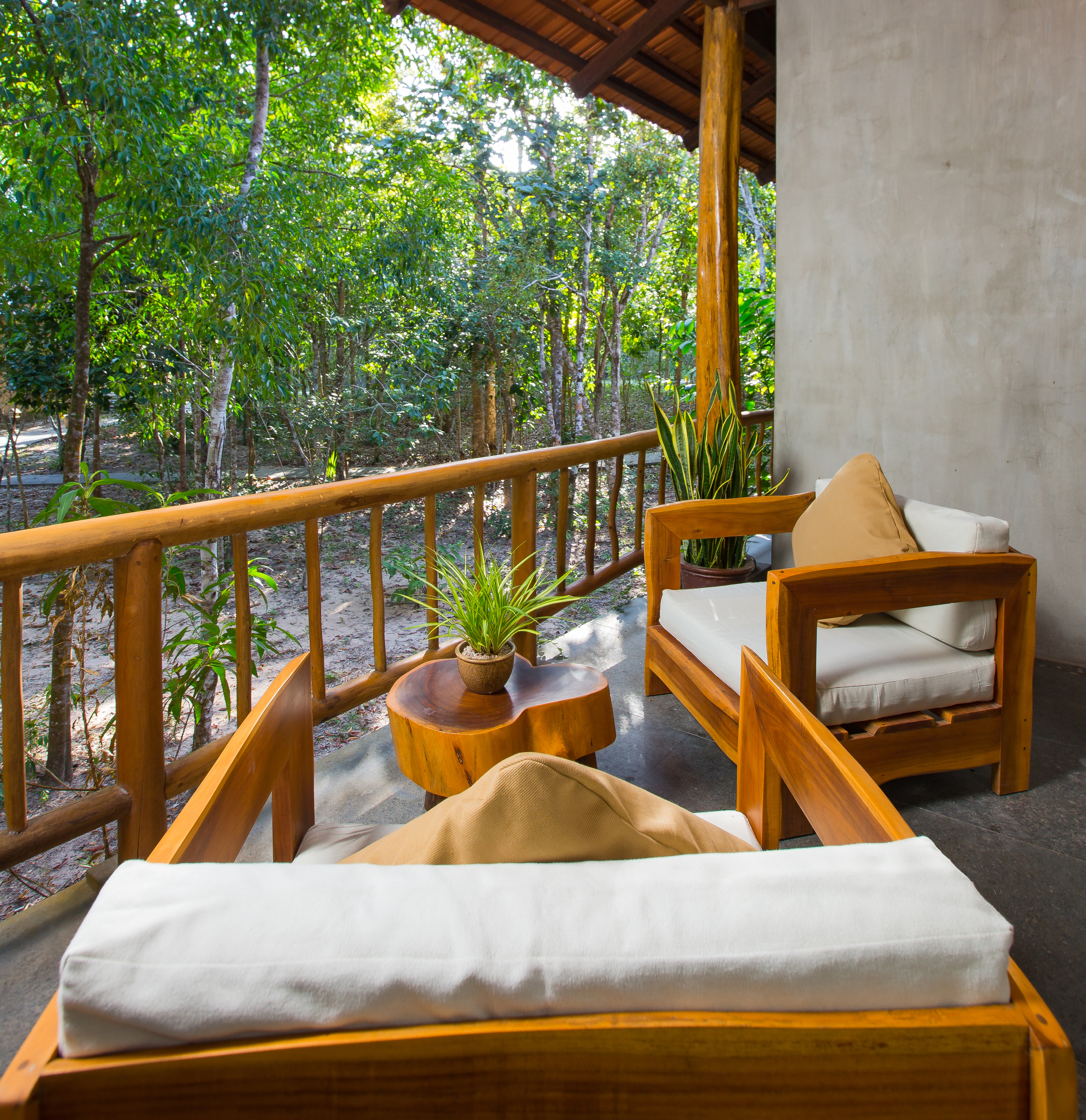 Family Room Garden View