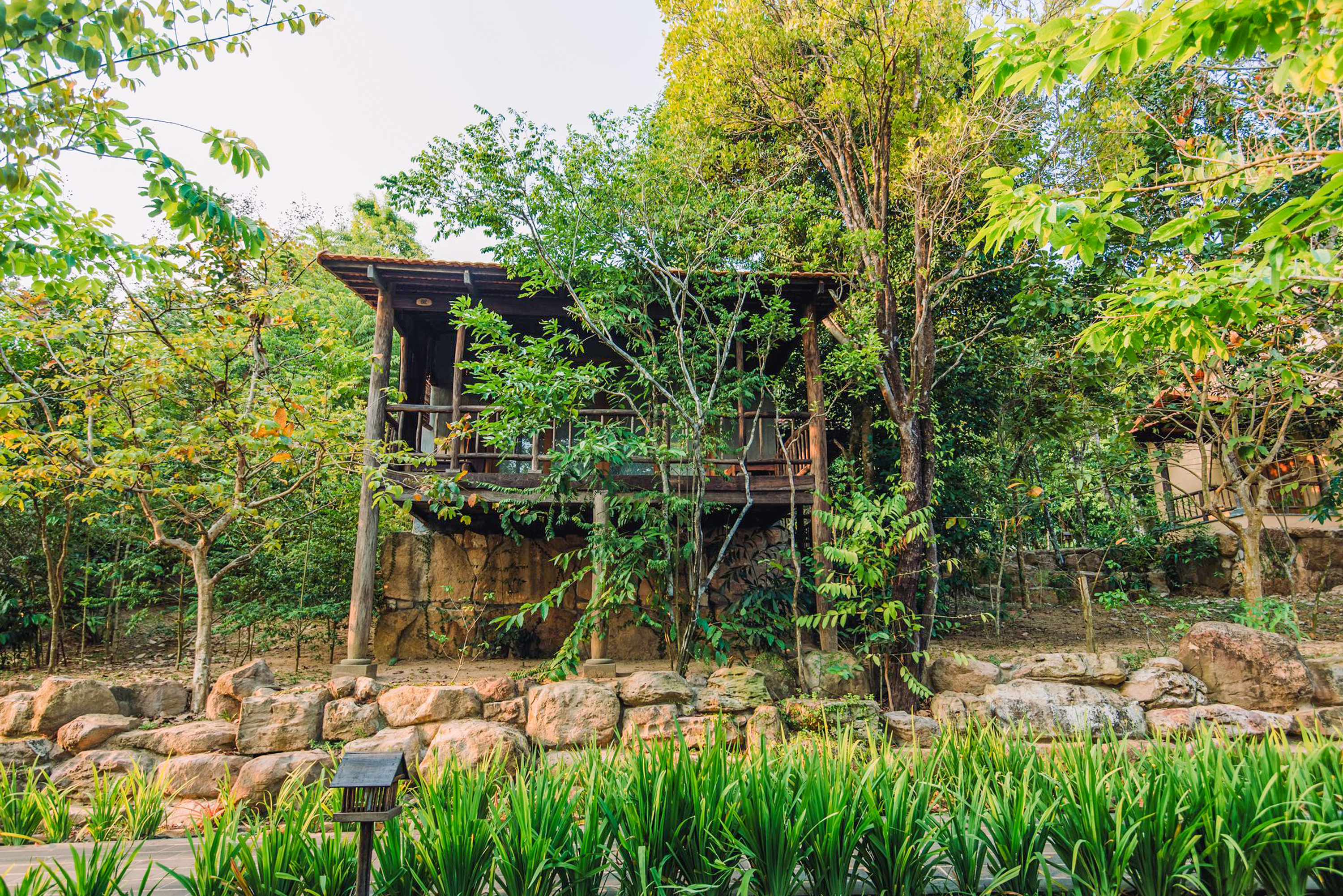Bungalow Garden View