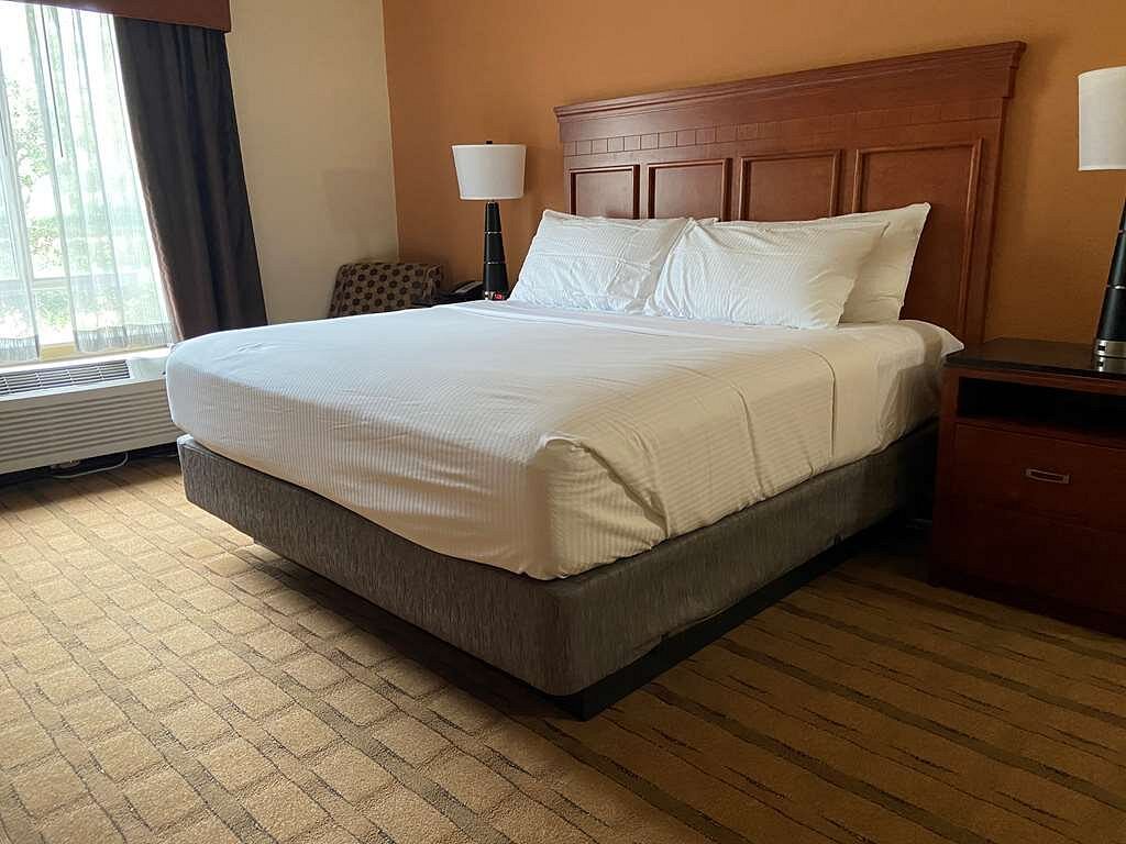 Double King Size Bed